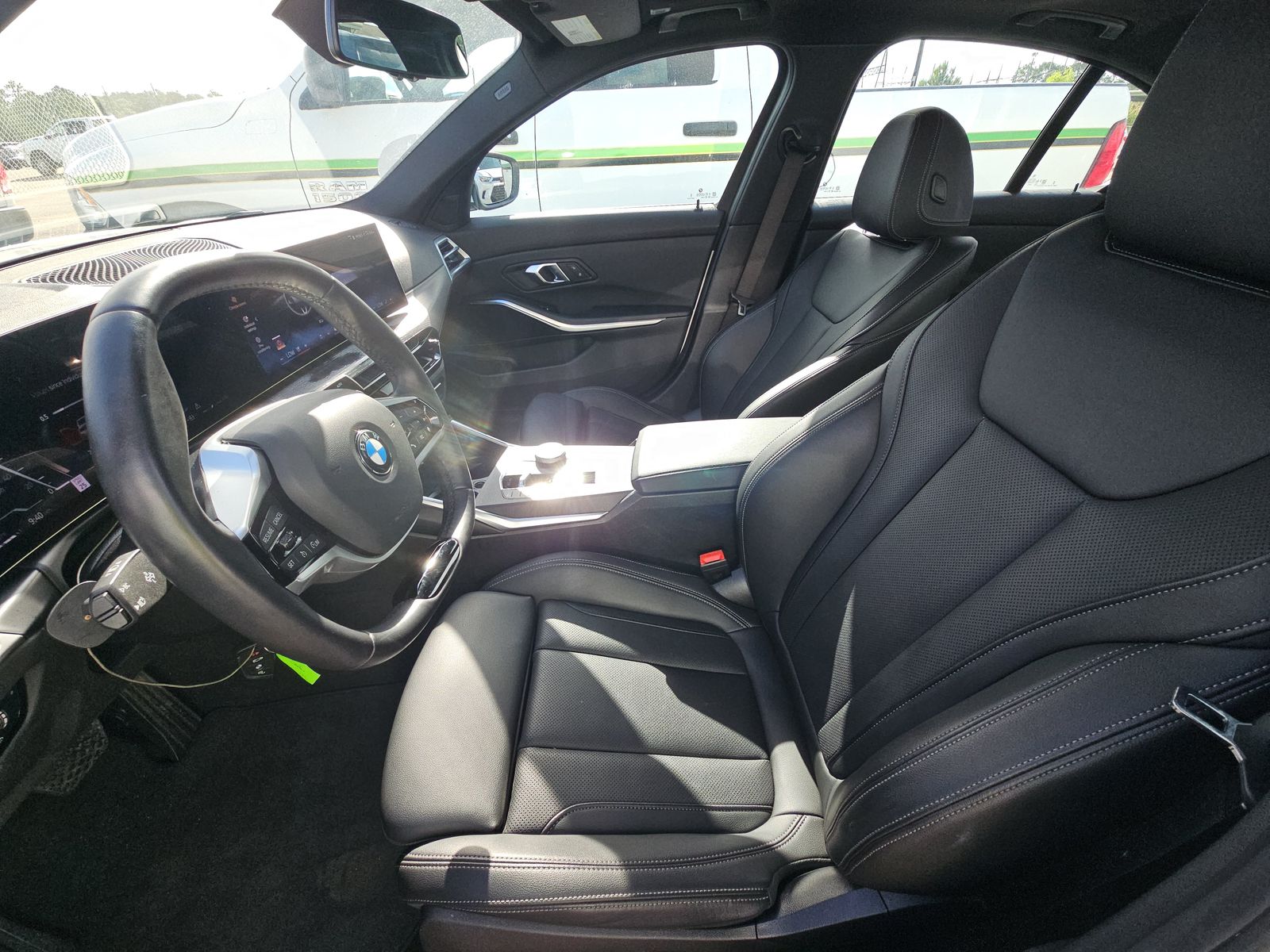 2025 BMW 3 Series 330i RWD