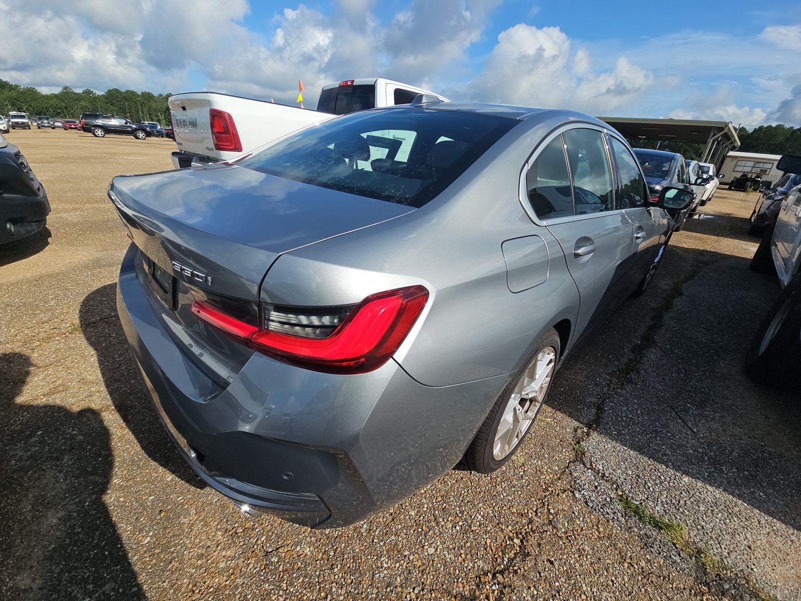 2025 BMW 3 Series 330i RWD