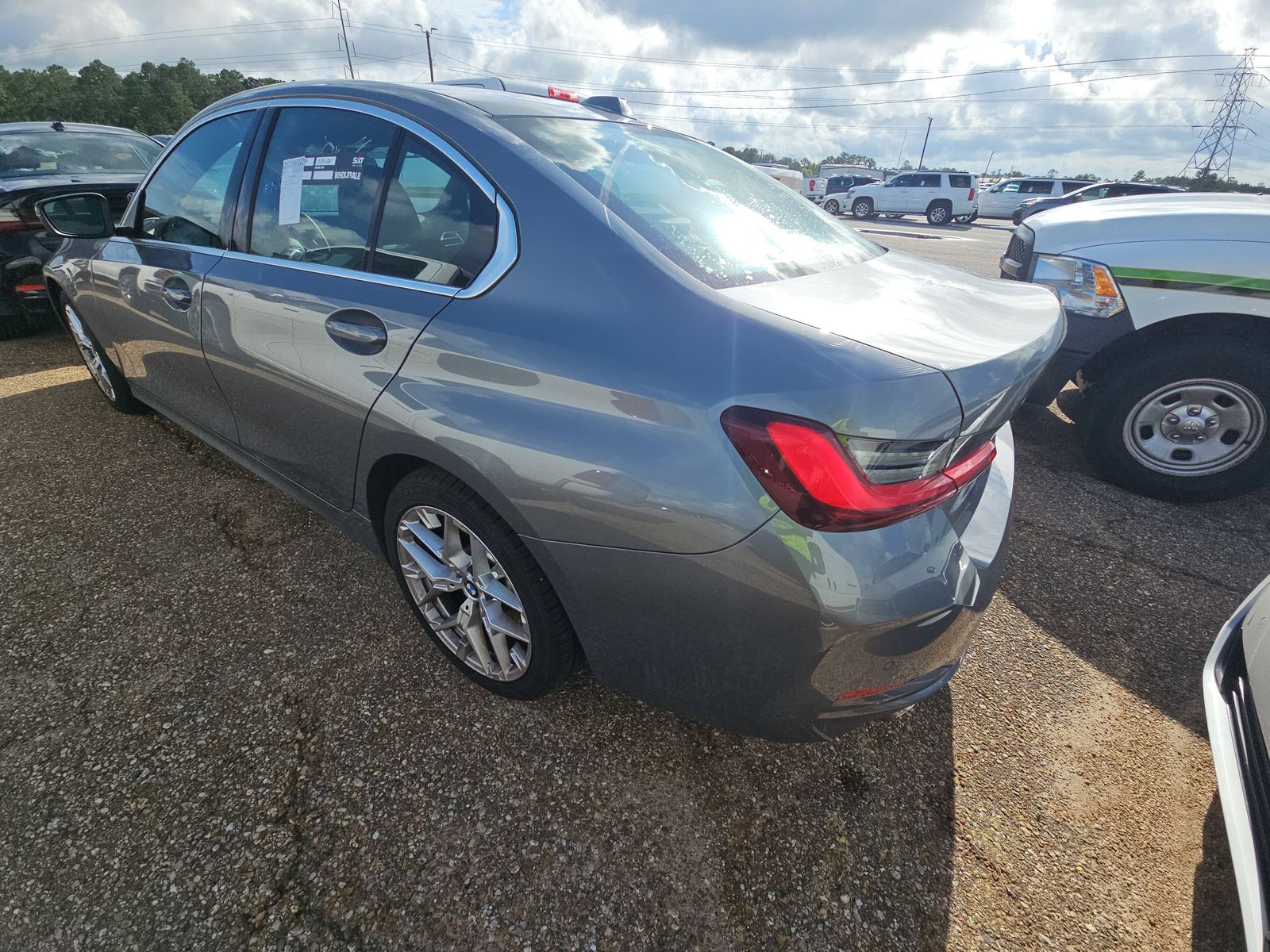 2025 BMW 3 Series 330i RWD