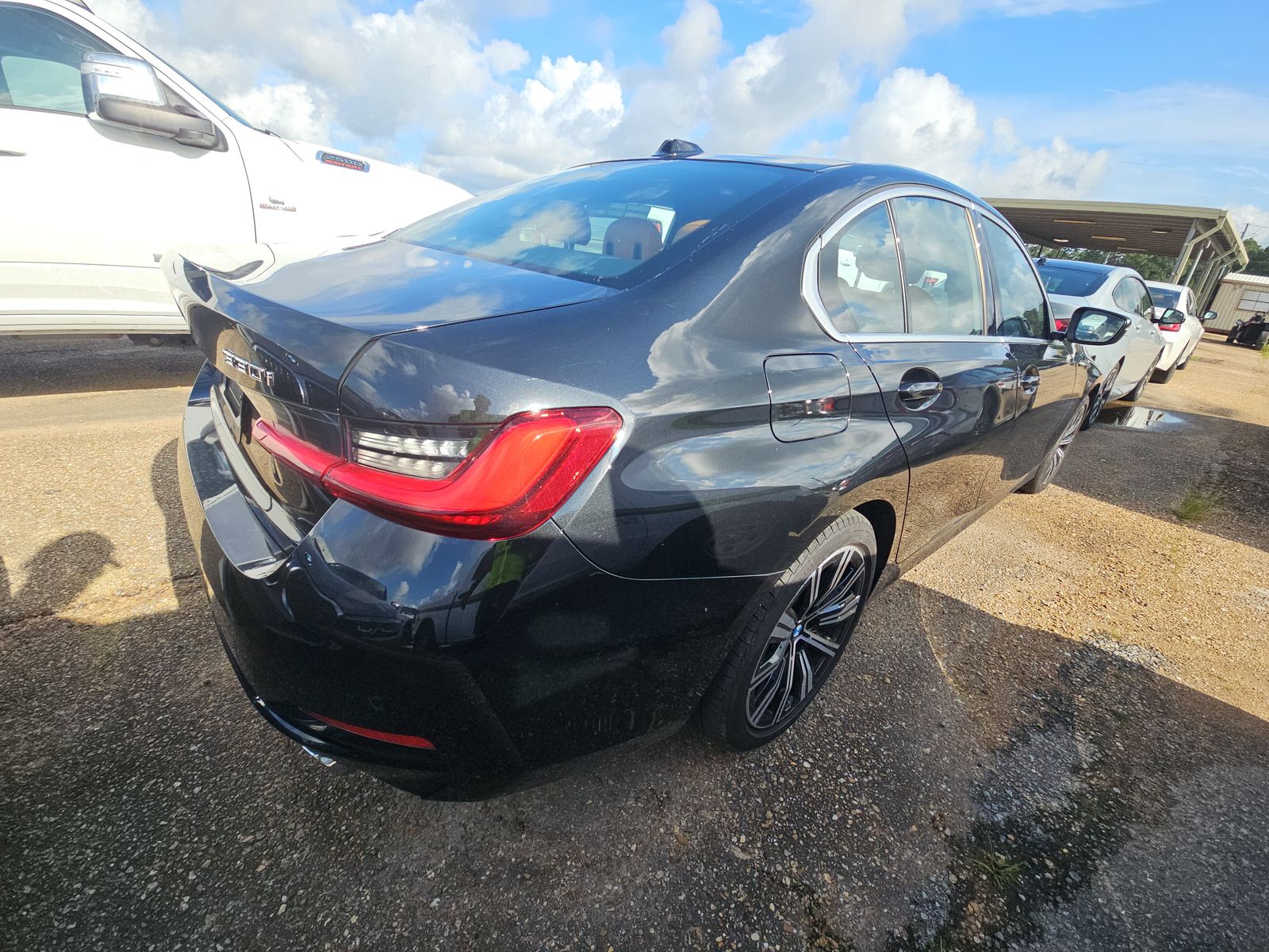 2025 BMW 3 Series 330i xDrive AWD