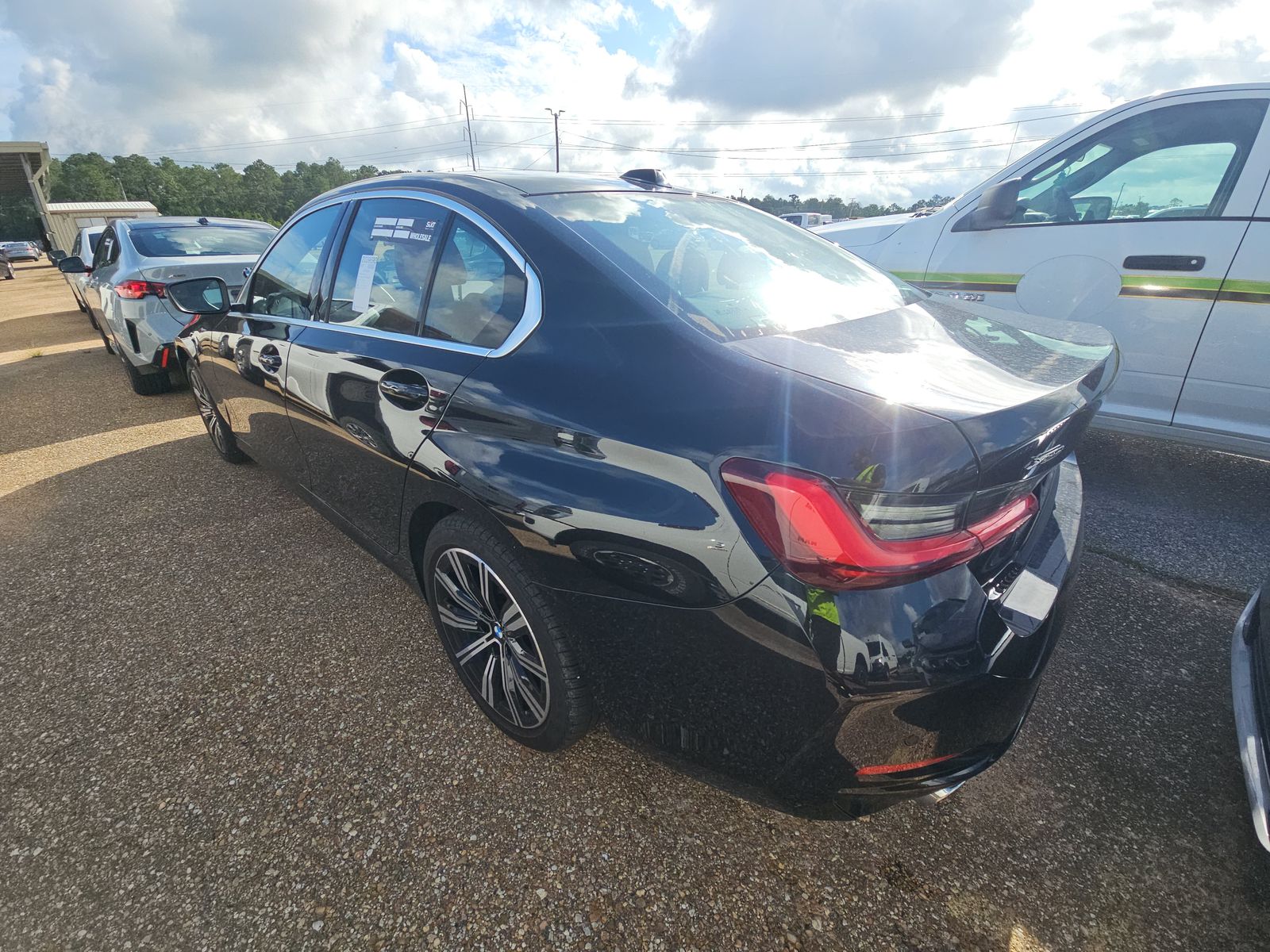 2025 BMW 3 Series 330i xDrive AWD