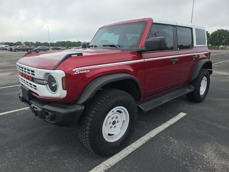 FORD BRONCO - 1