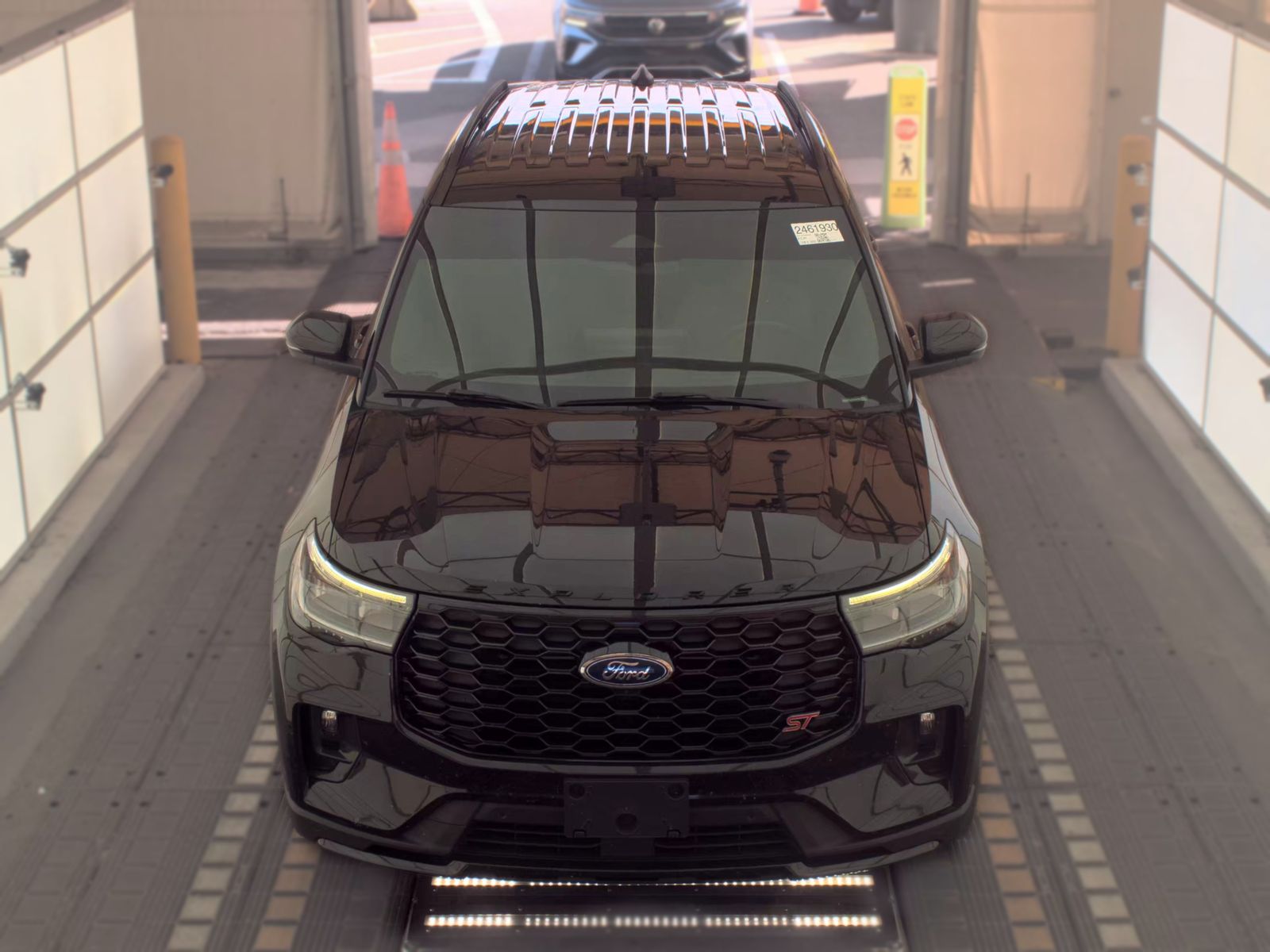2025 Ford Explorer ST RWD