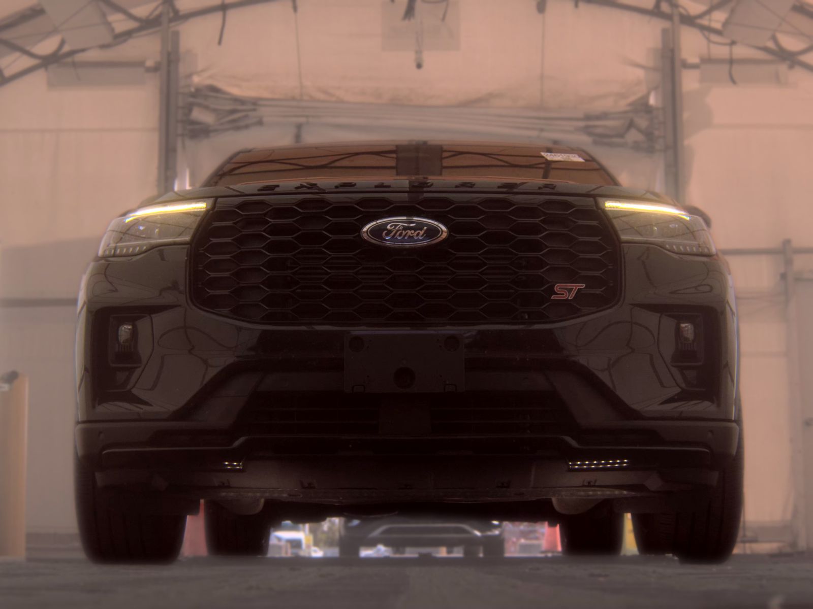 2025 Ford Explorer ST RWD