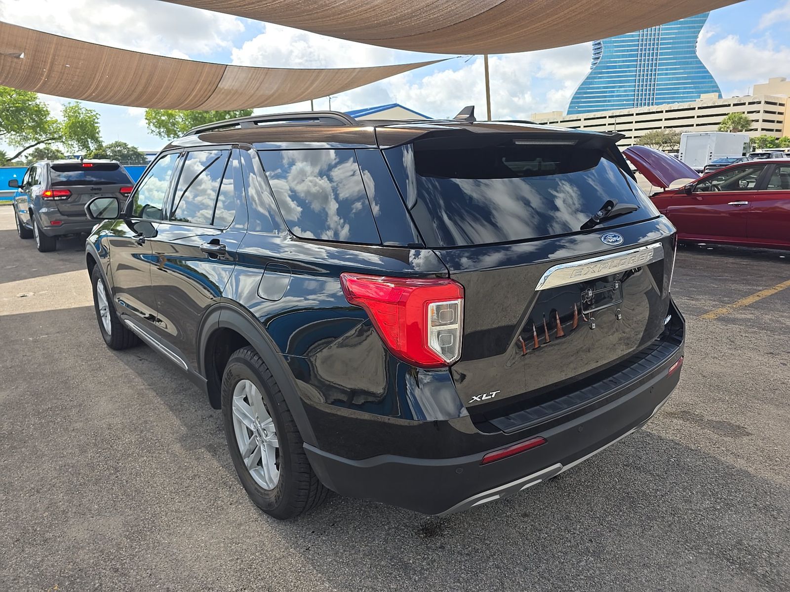 FORD EXPLORER - 7