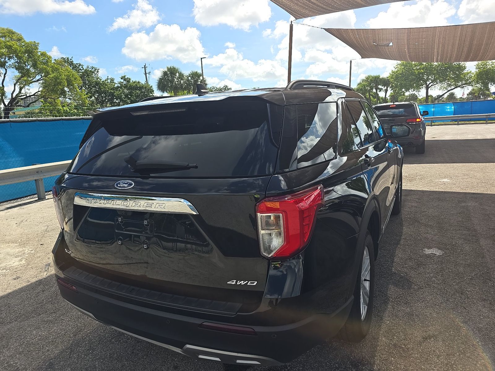 FORD EXPLORER - 5