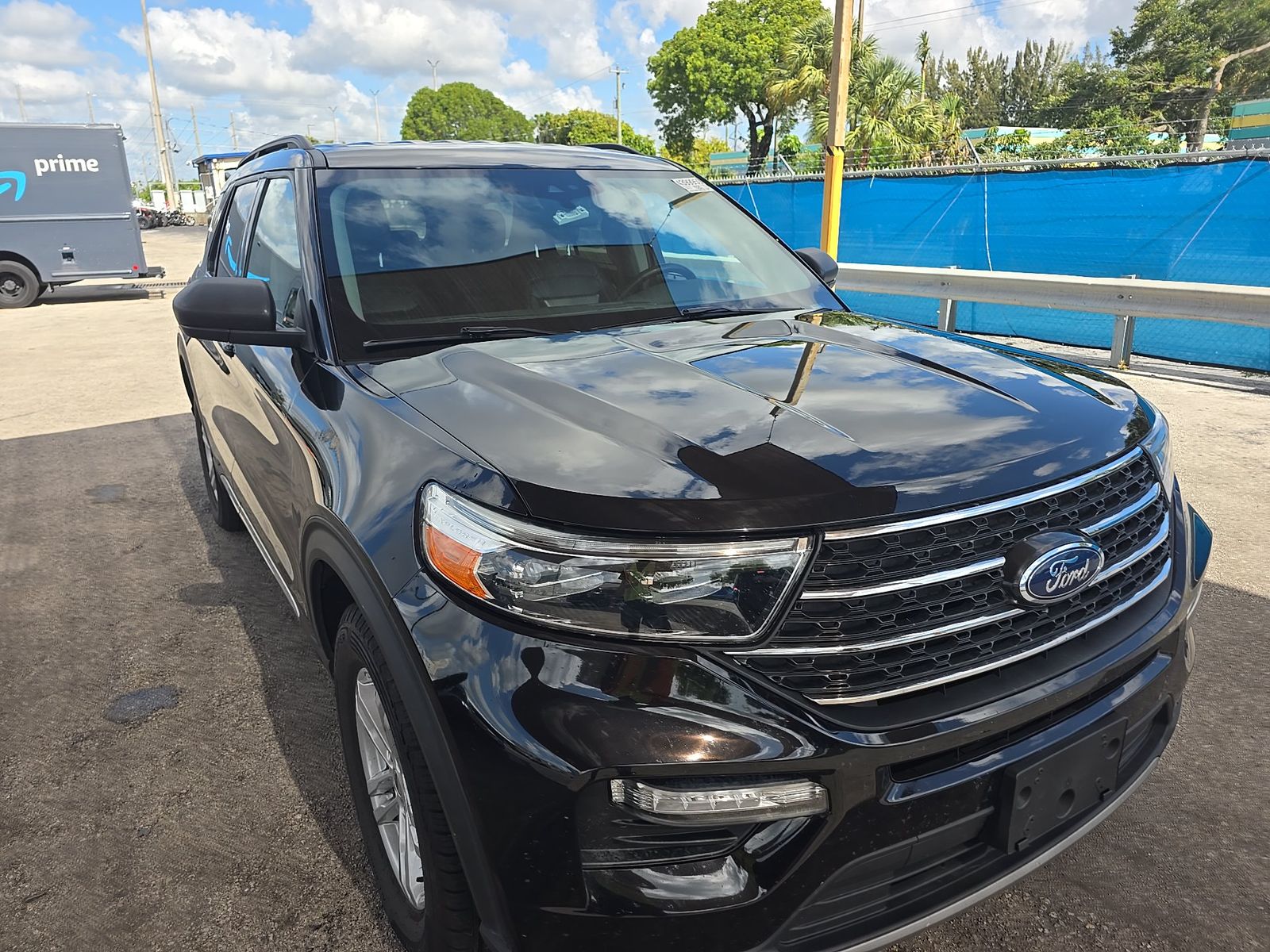 FORD EXPLORER - 4