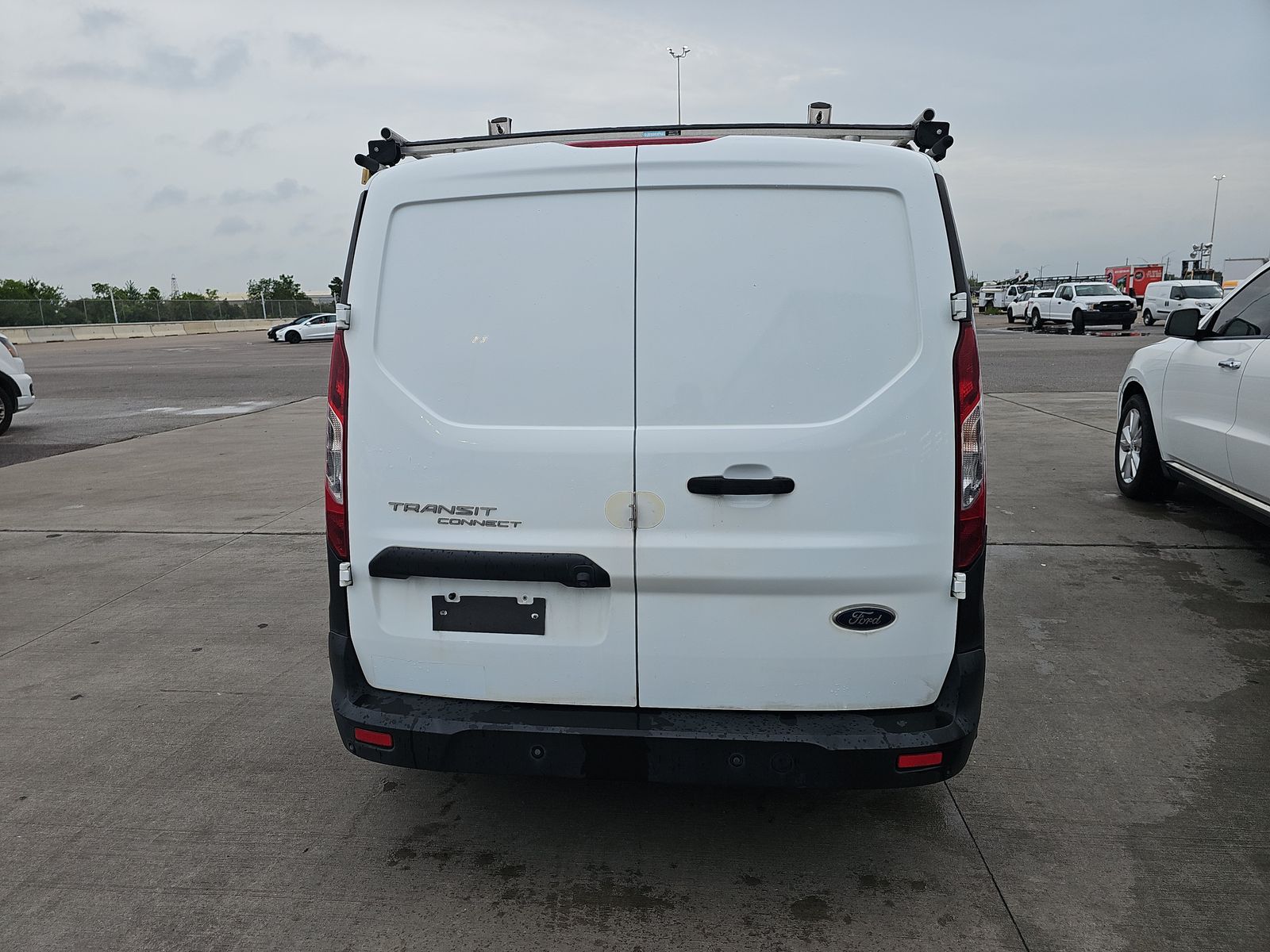 FORD TRANSIT CONNECT - 6