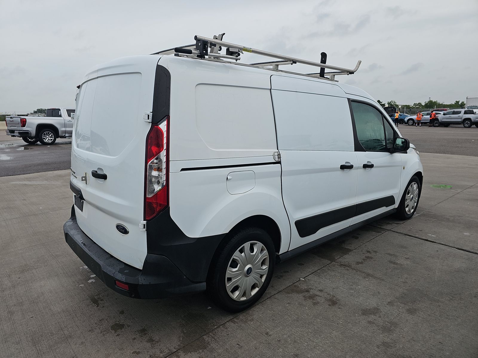 FORD TRANSIT CONNECT - 5