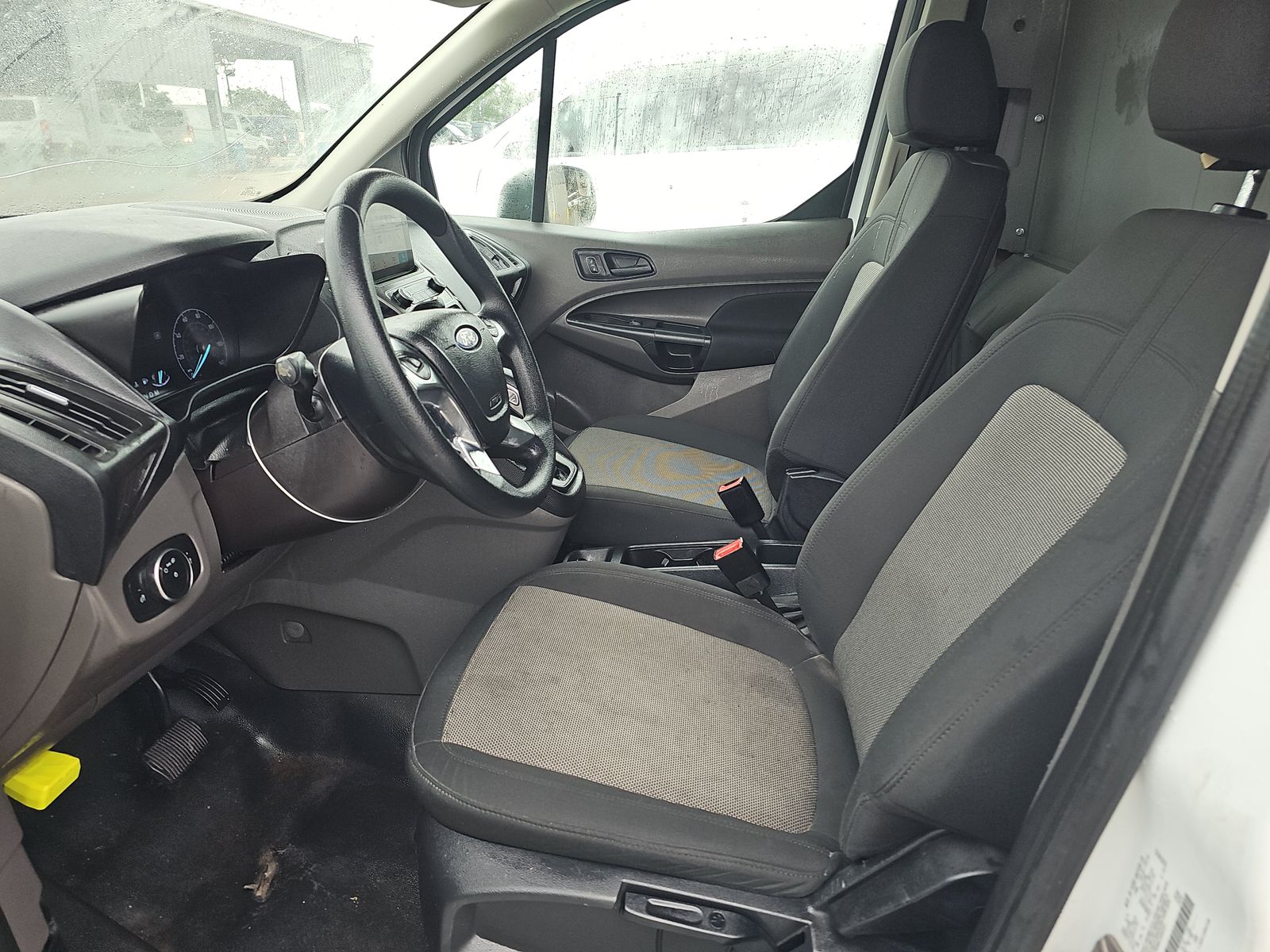 FORD TRANSIT CONNECT - 8