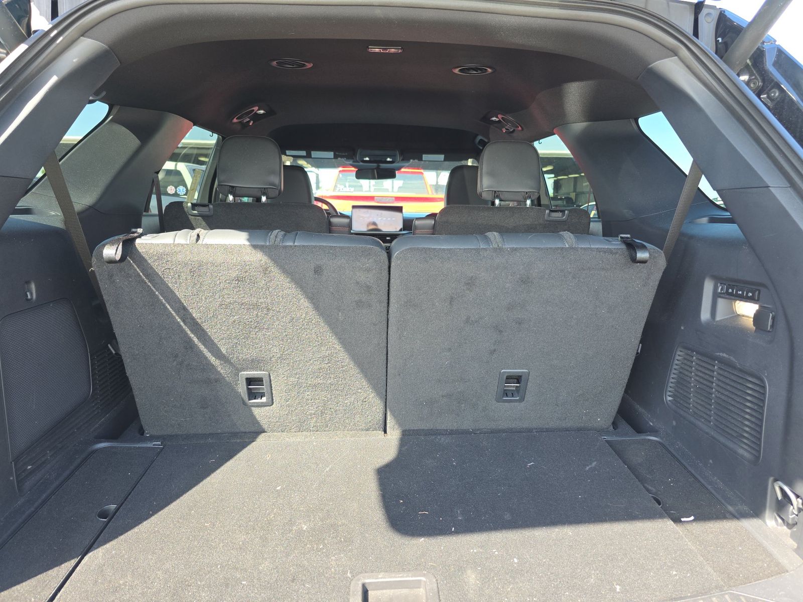 2025 Ford Explorer ST RWD
