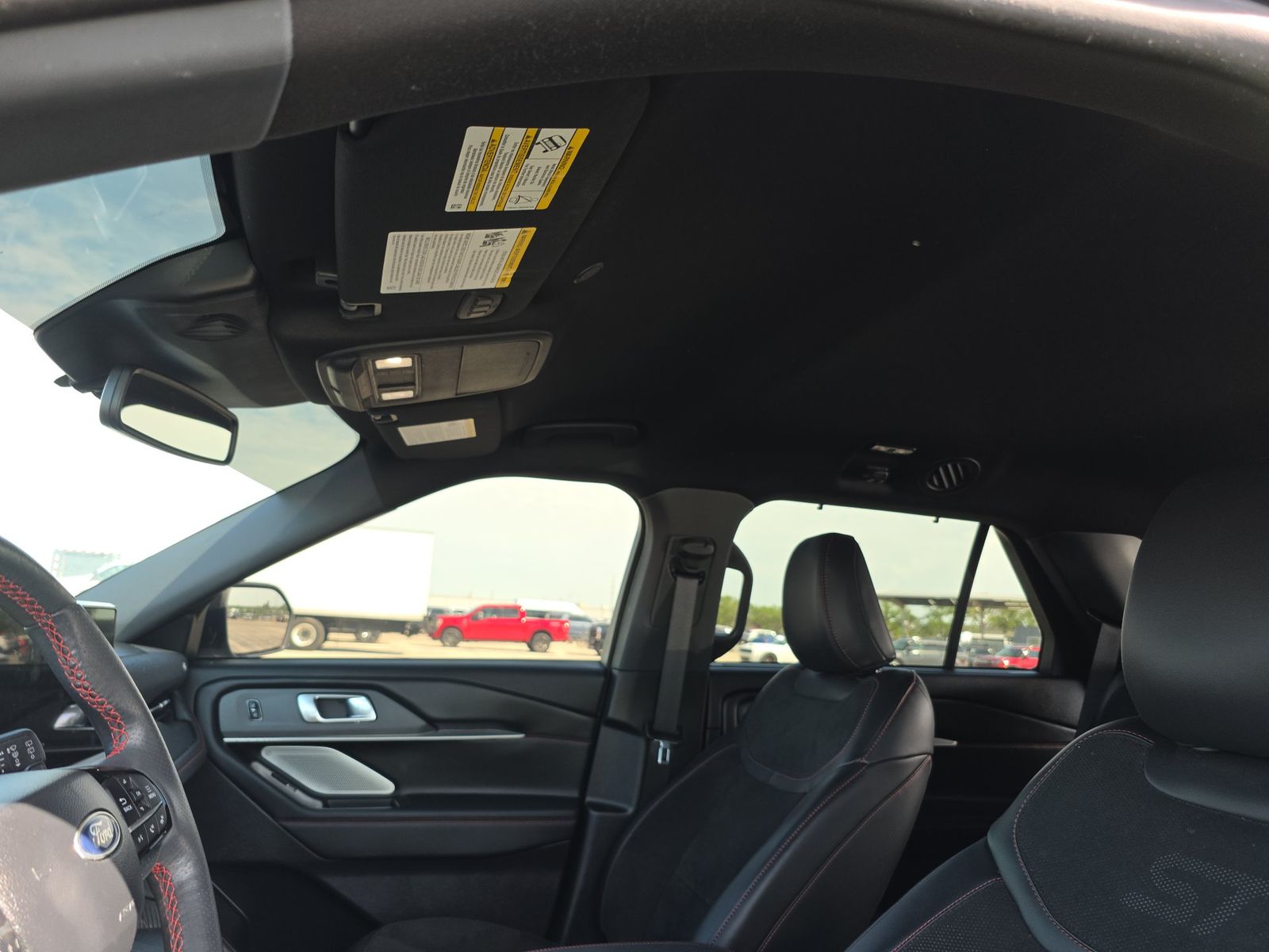 2025 Ford Explorer ST RWD