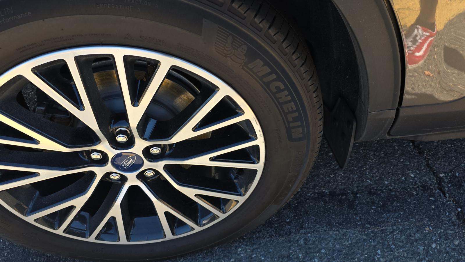 2022 Ford Escape Plug-In Hybrid SEL FWD