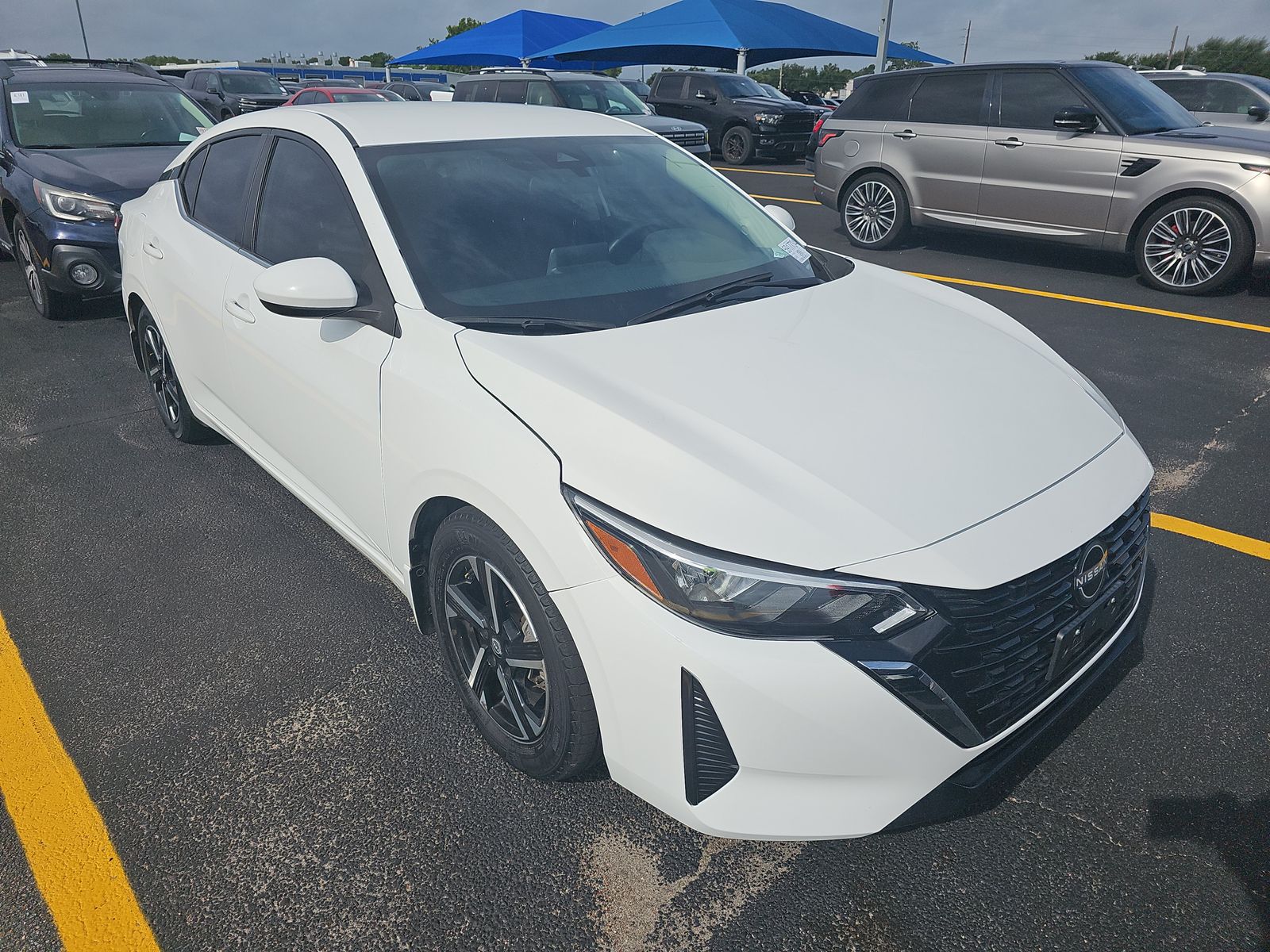 NISSAN SENTRA - 4
