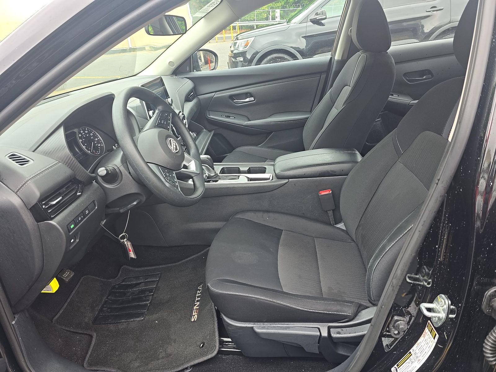 NISSAN SENTRA - 1
