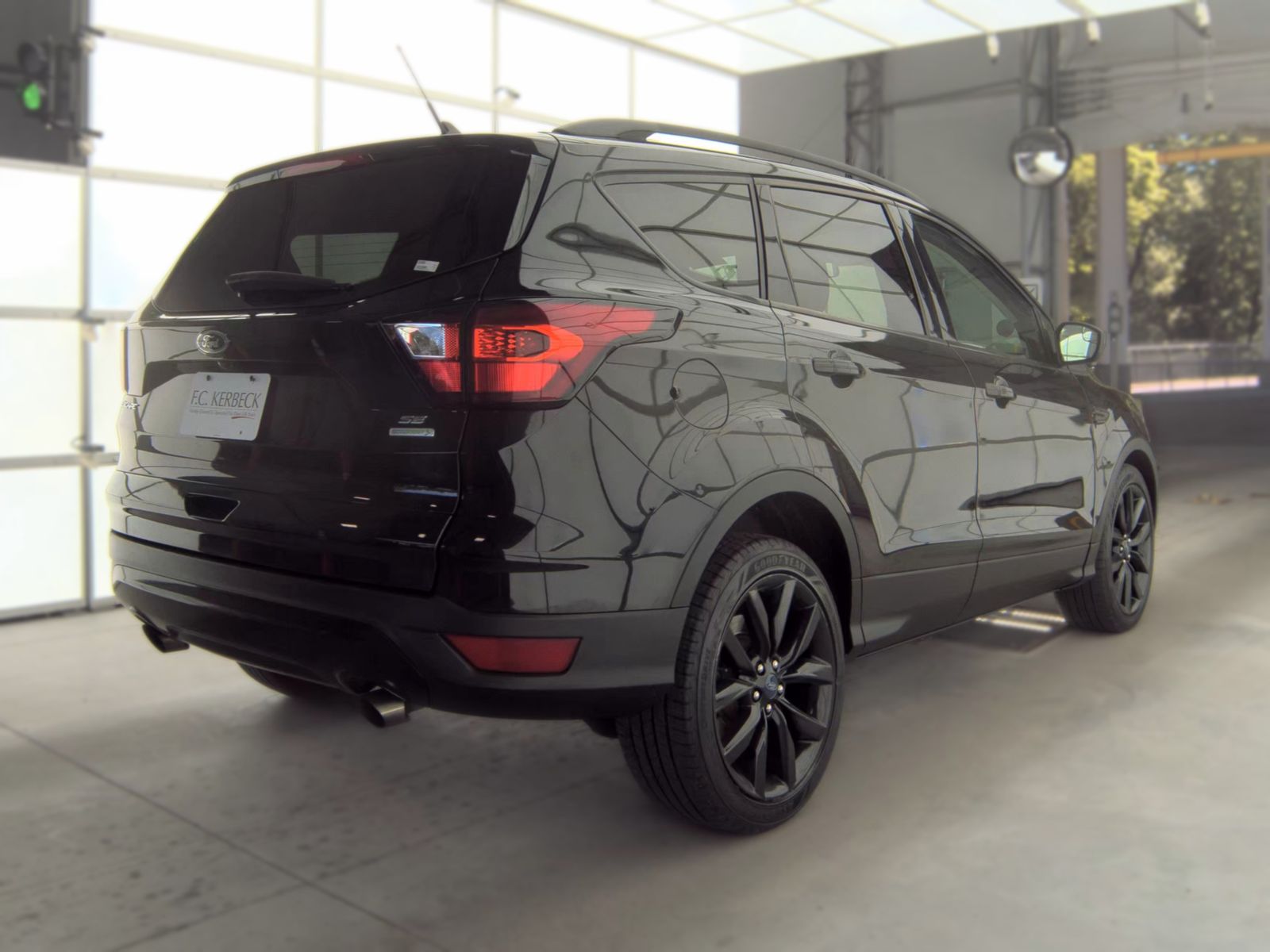 FORD ESCAPE - 6