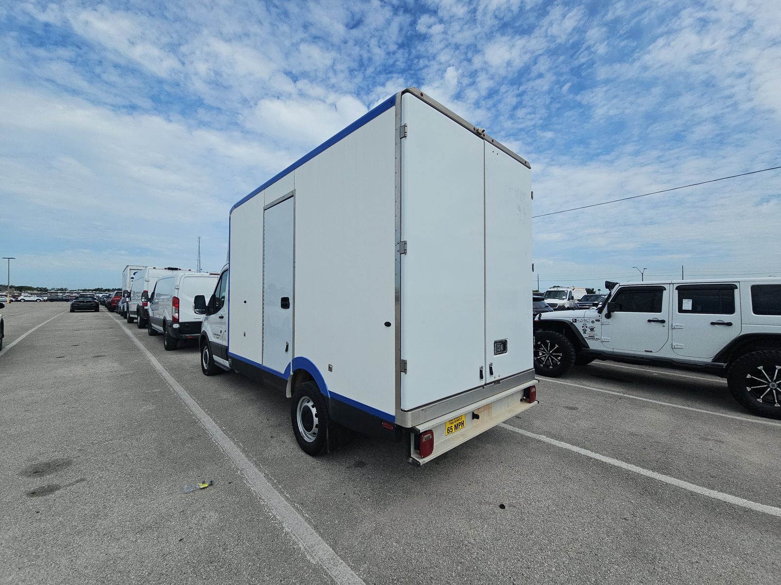 FORD TRANSIT 350 - 7