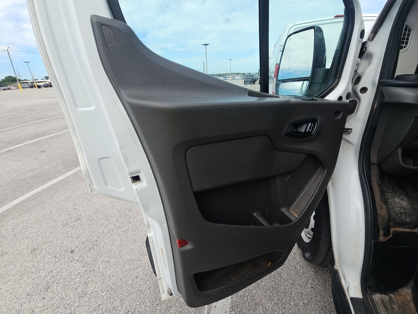 FORD TRANSIT 350 - 10
