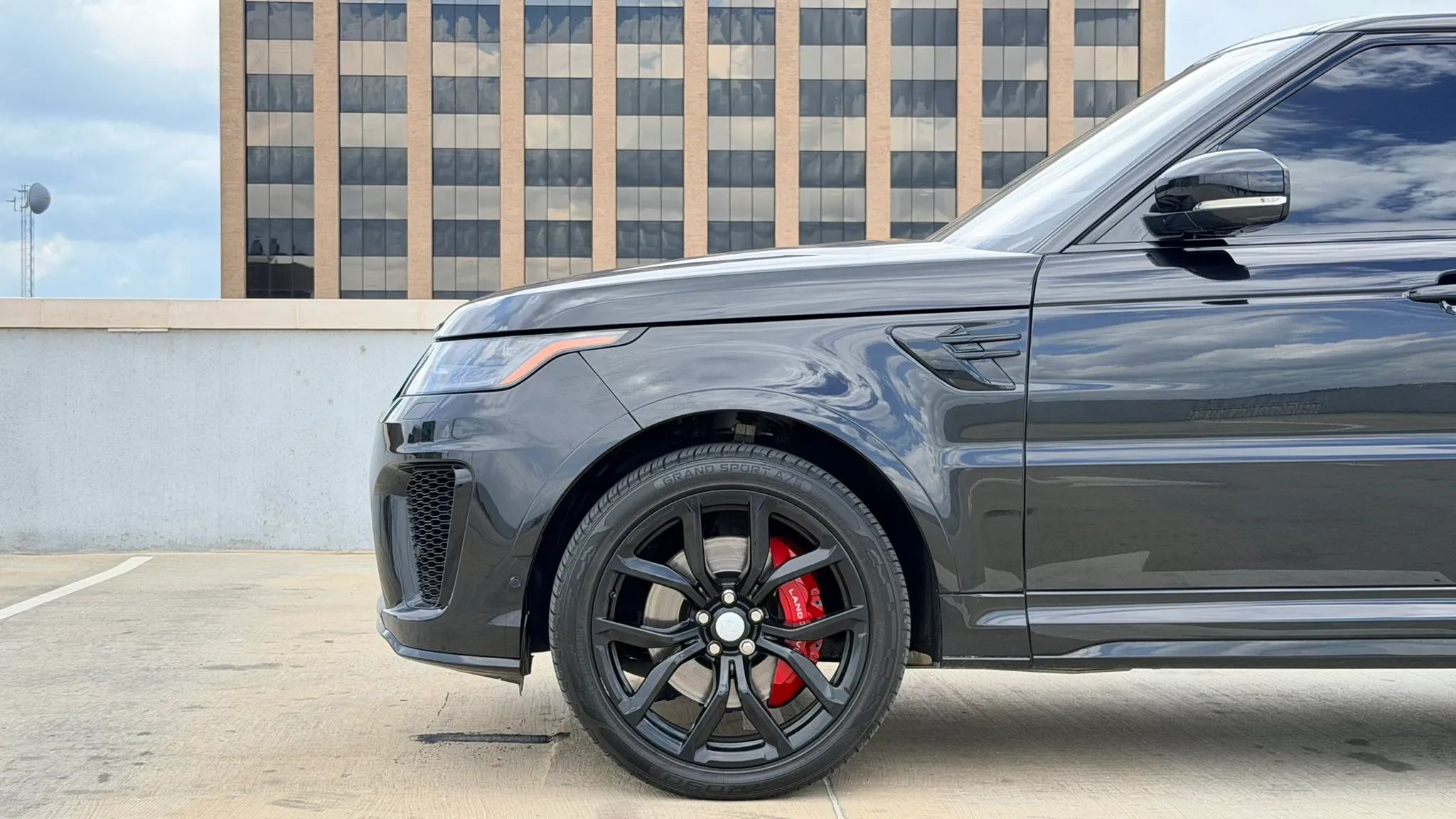 2020 Land Rover Range Rover Sport SVR AWD