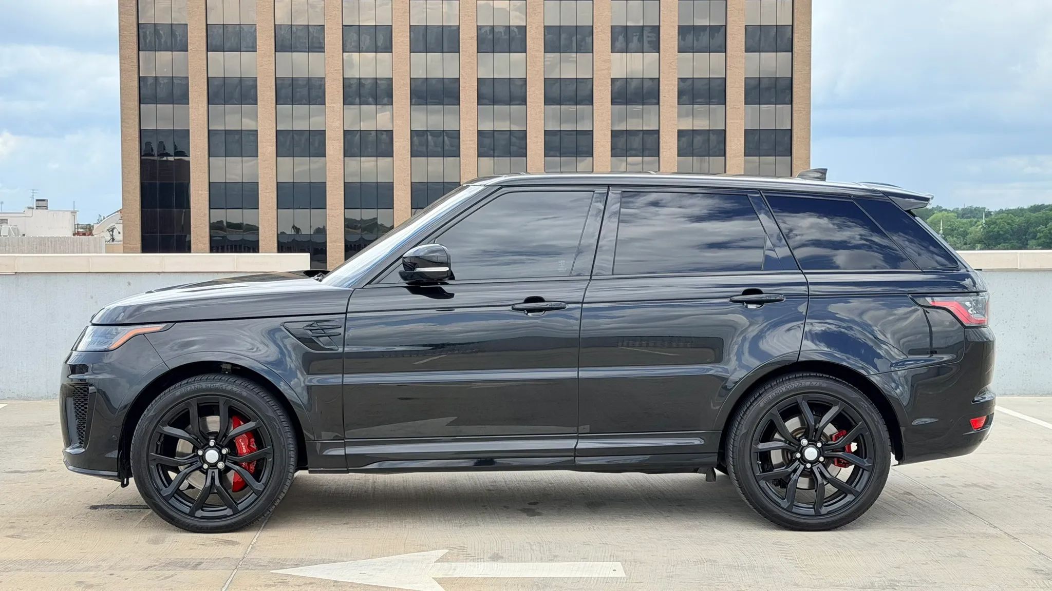 2020 Land Rover Range Rover Sport SVR AWD
