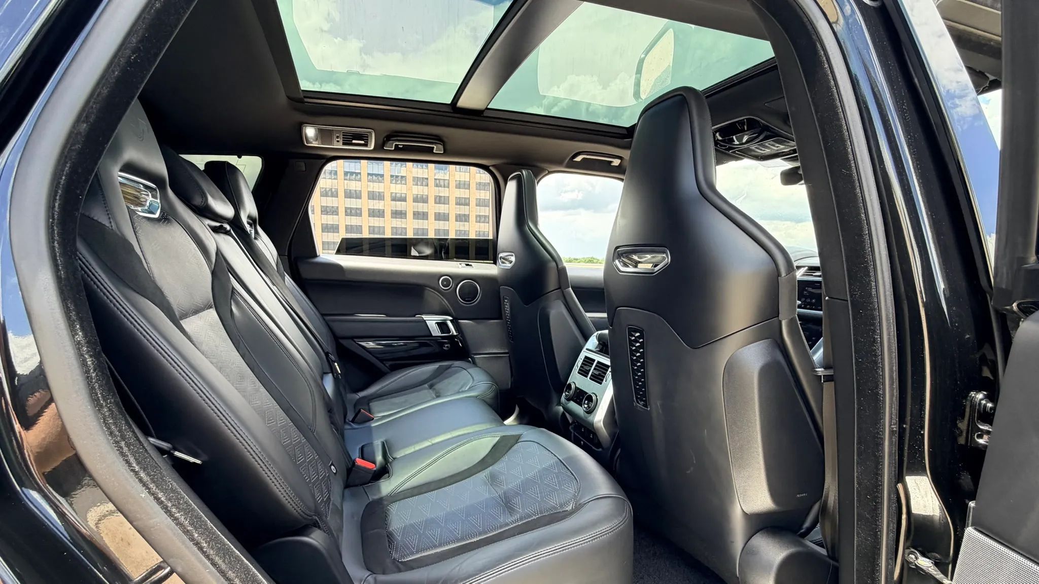 2020 Land Rover Range Rover Sport SVR AWD