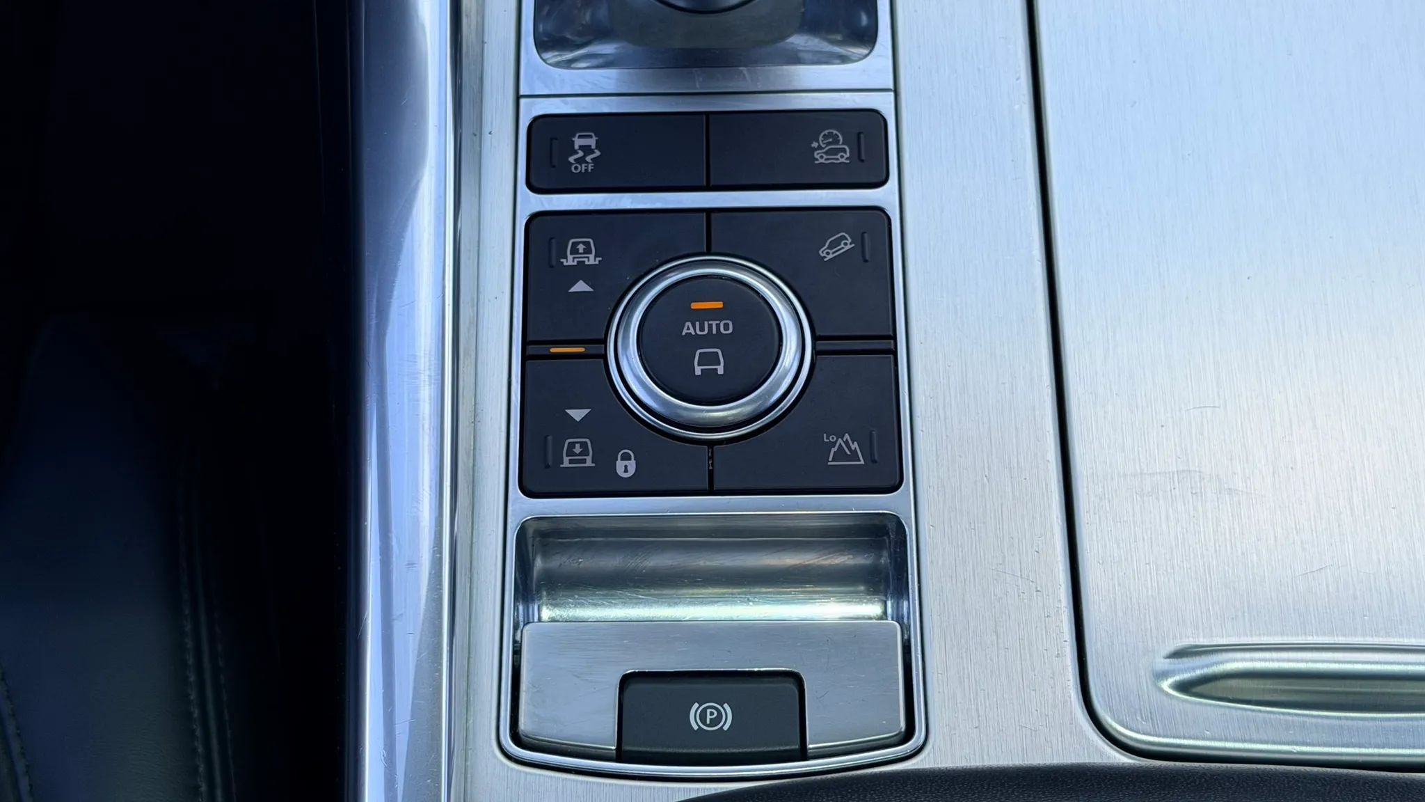 2020 Land Rover Range Rover Sport SVR AWD
