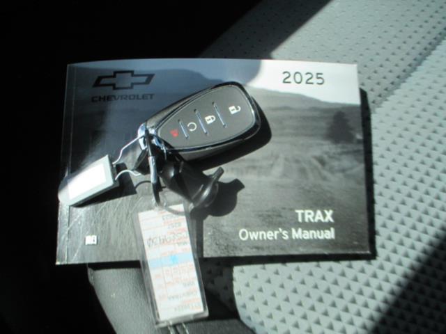 CHEVROLET TRAX - 5