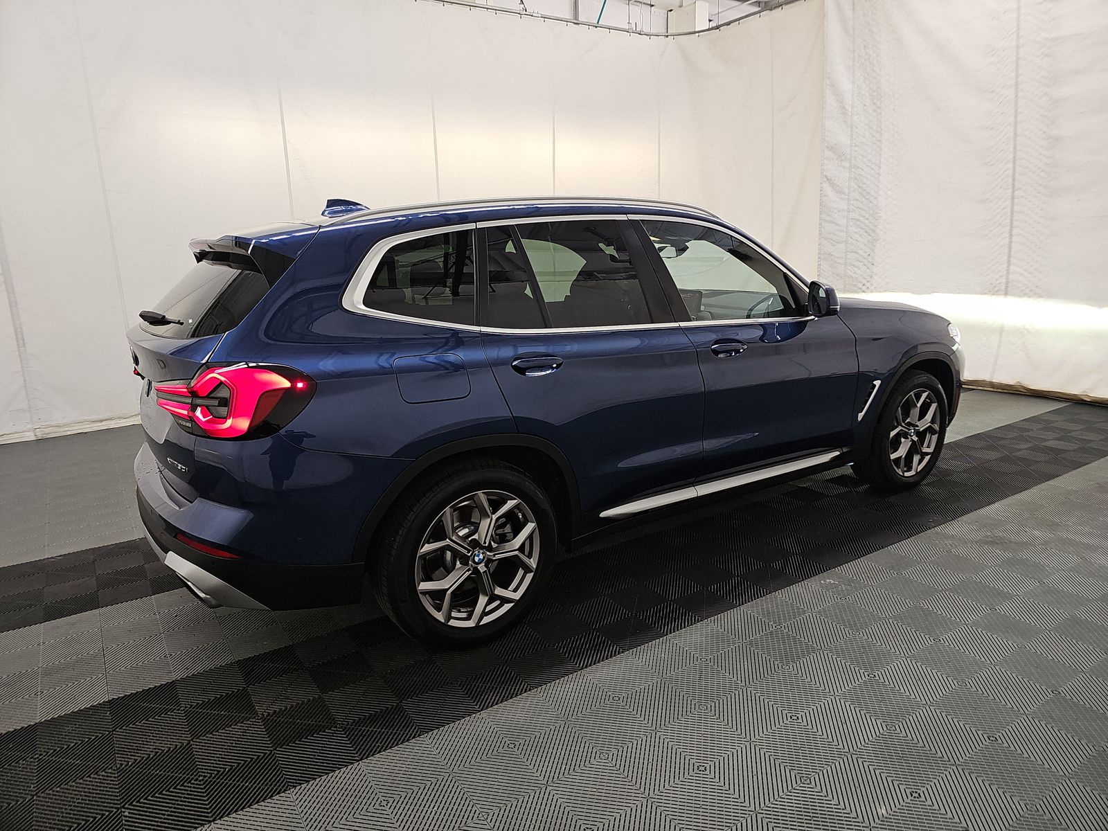 2023 BMW X3 xDrive30i AWD