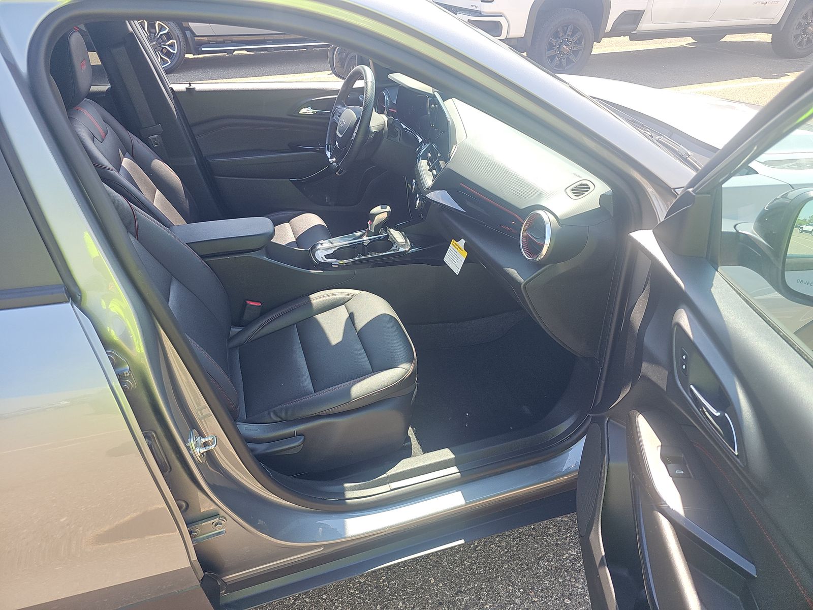 CHEVROLET TRAX - 9