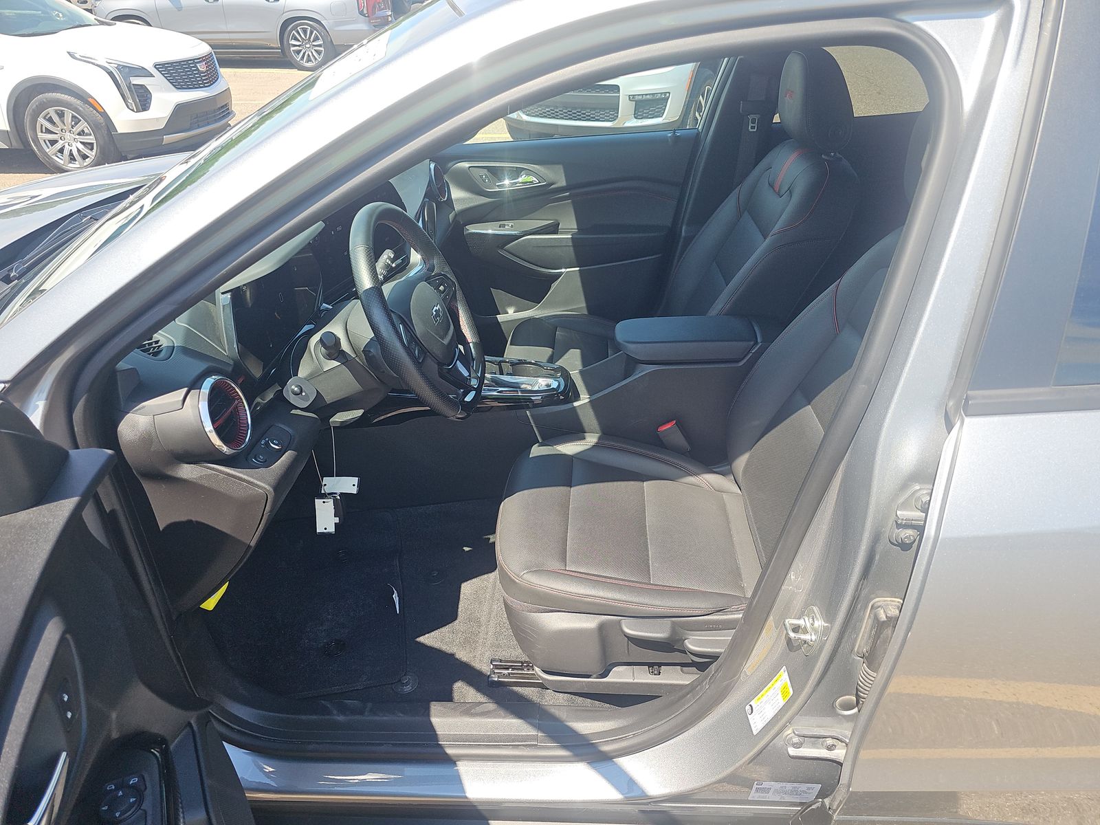 CHEVROLET TRAX - 8