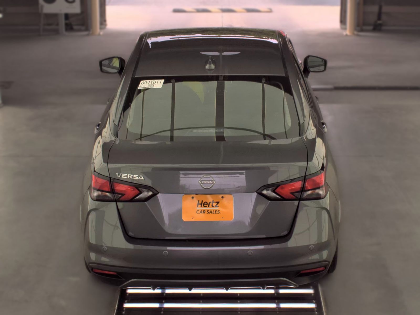 NISSAN VERSA - 7