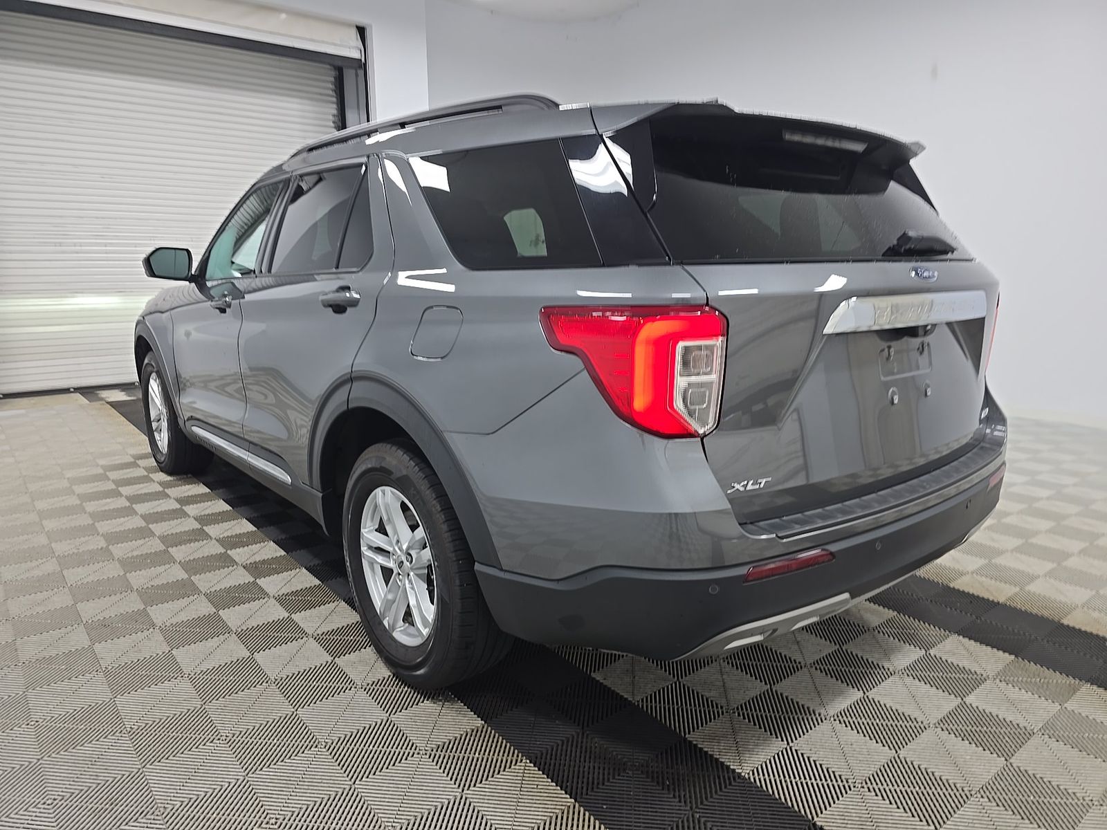 FORD EXPLORER - 7