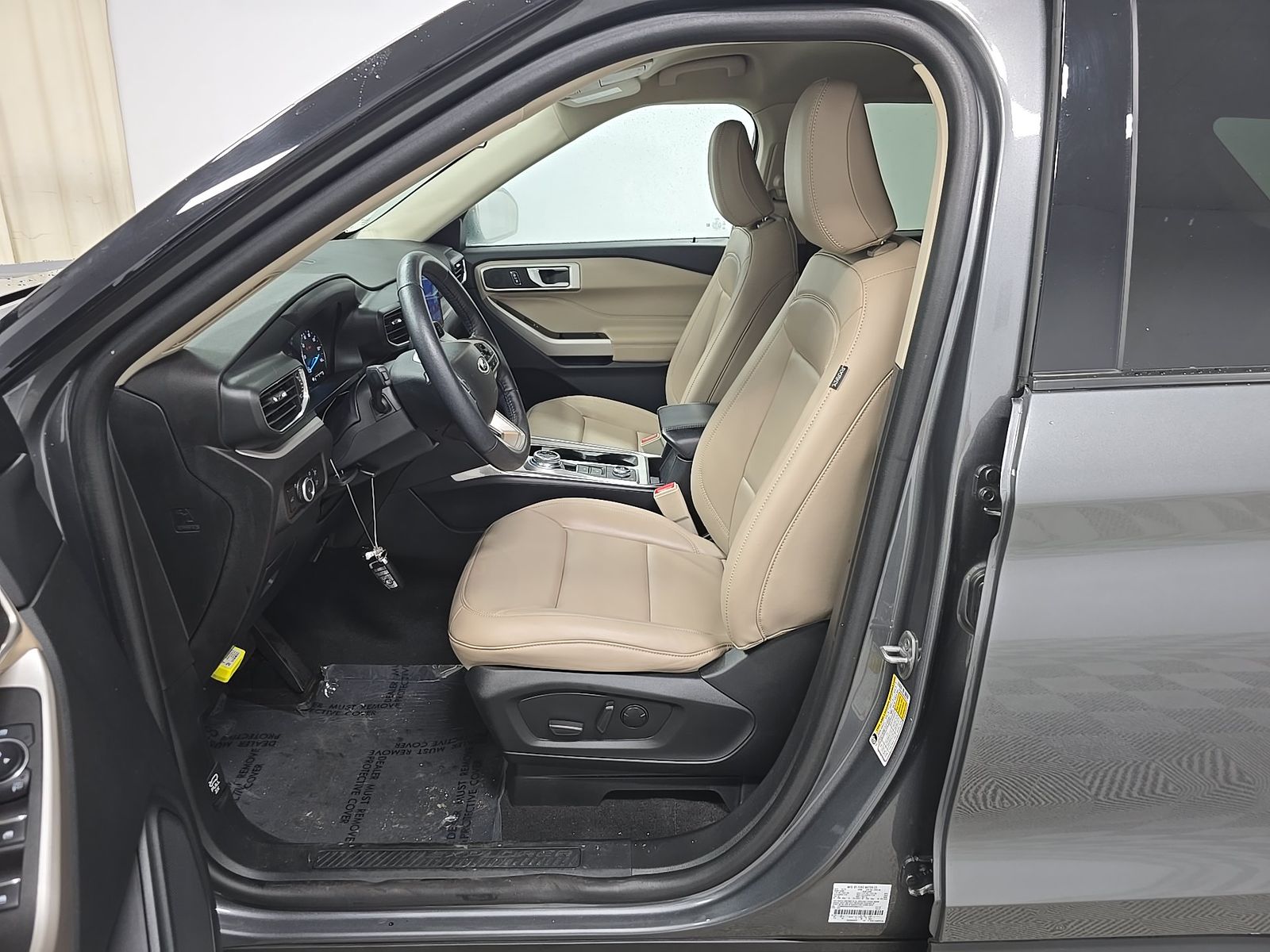 FORD EXPLORER - 8