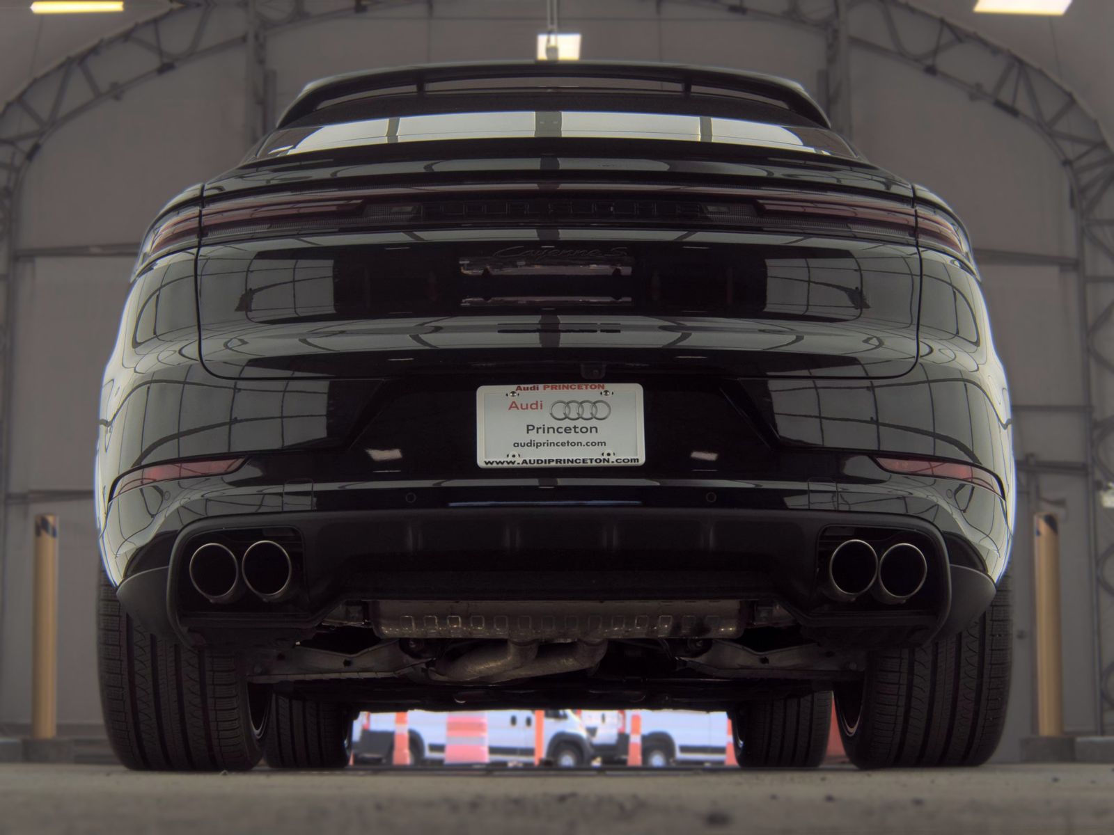 PORSCHE CAYENNE - 8