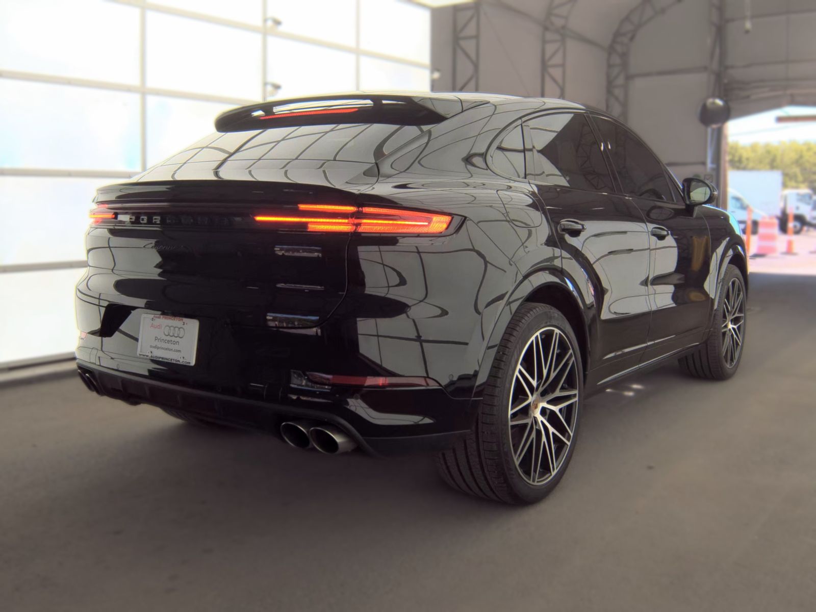 PORSCHE CAYENNE - 6