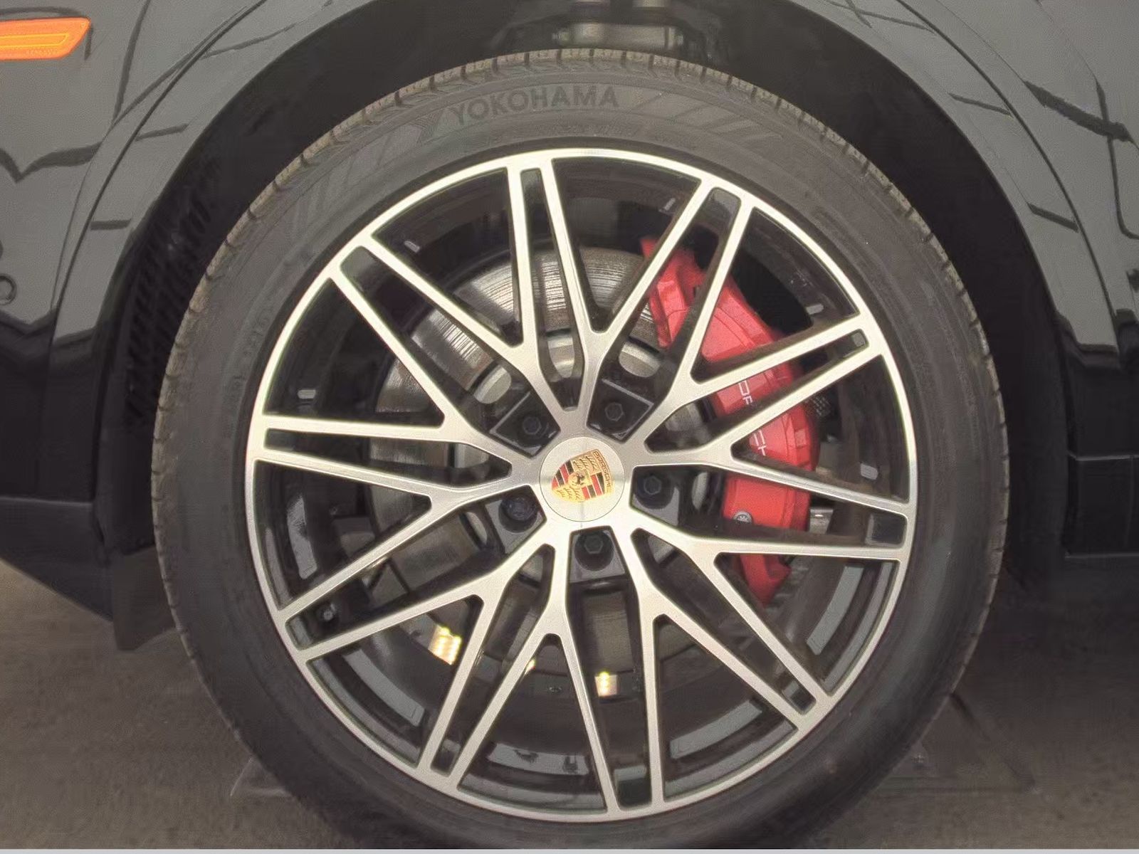 PORSCHE CAYENNE - 10