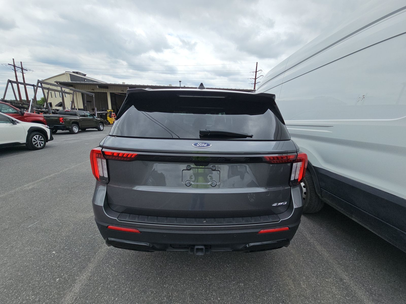 FORD EXPLORER - 6