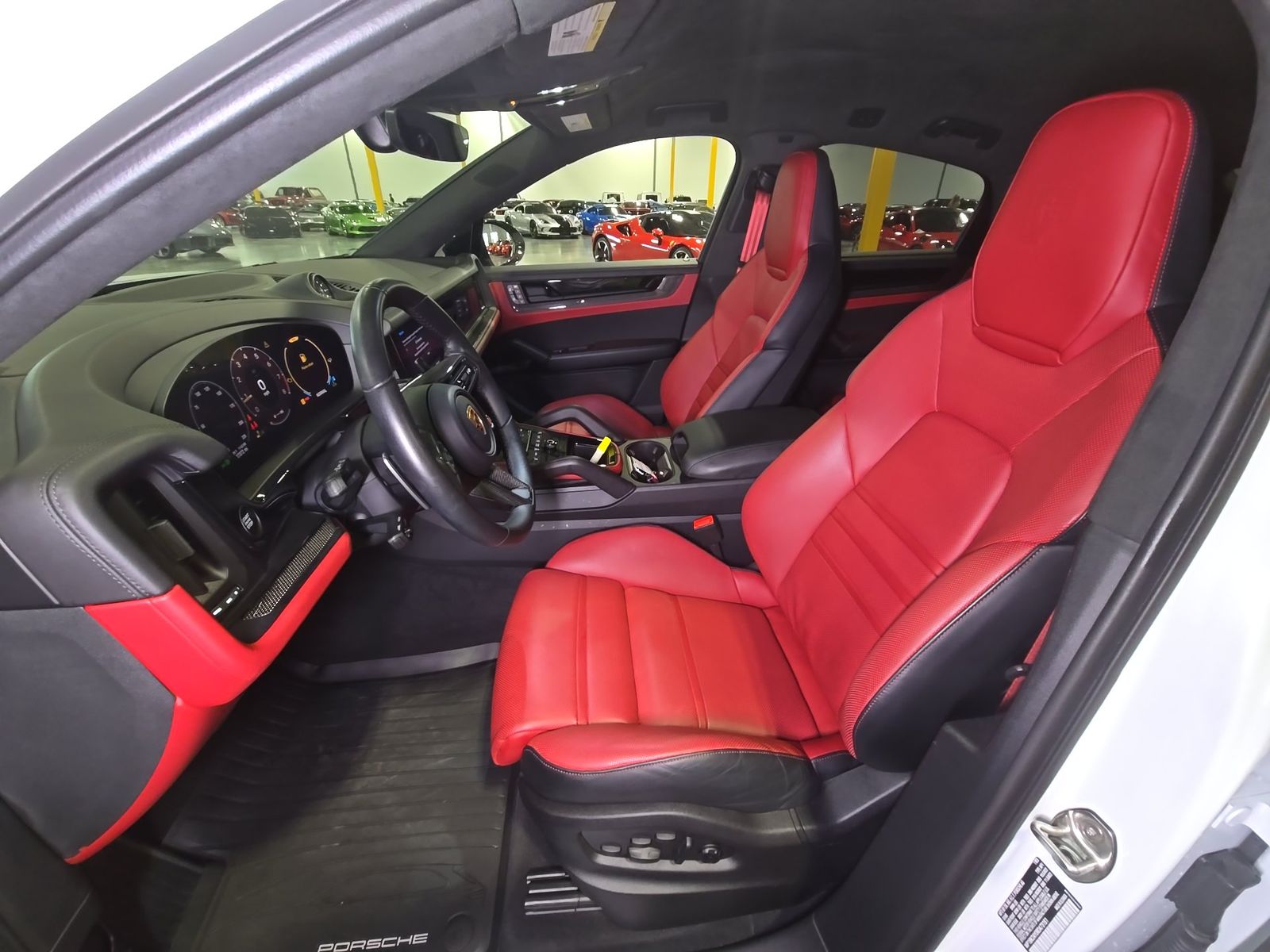PORSCHE CAYENNE - 8