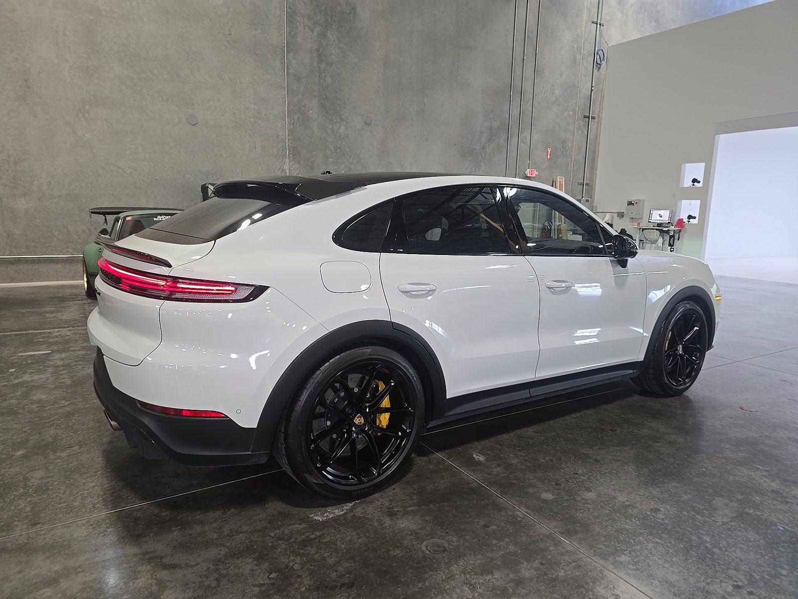 PORSCHE CAYENNE - 5