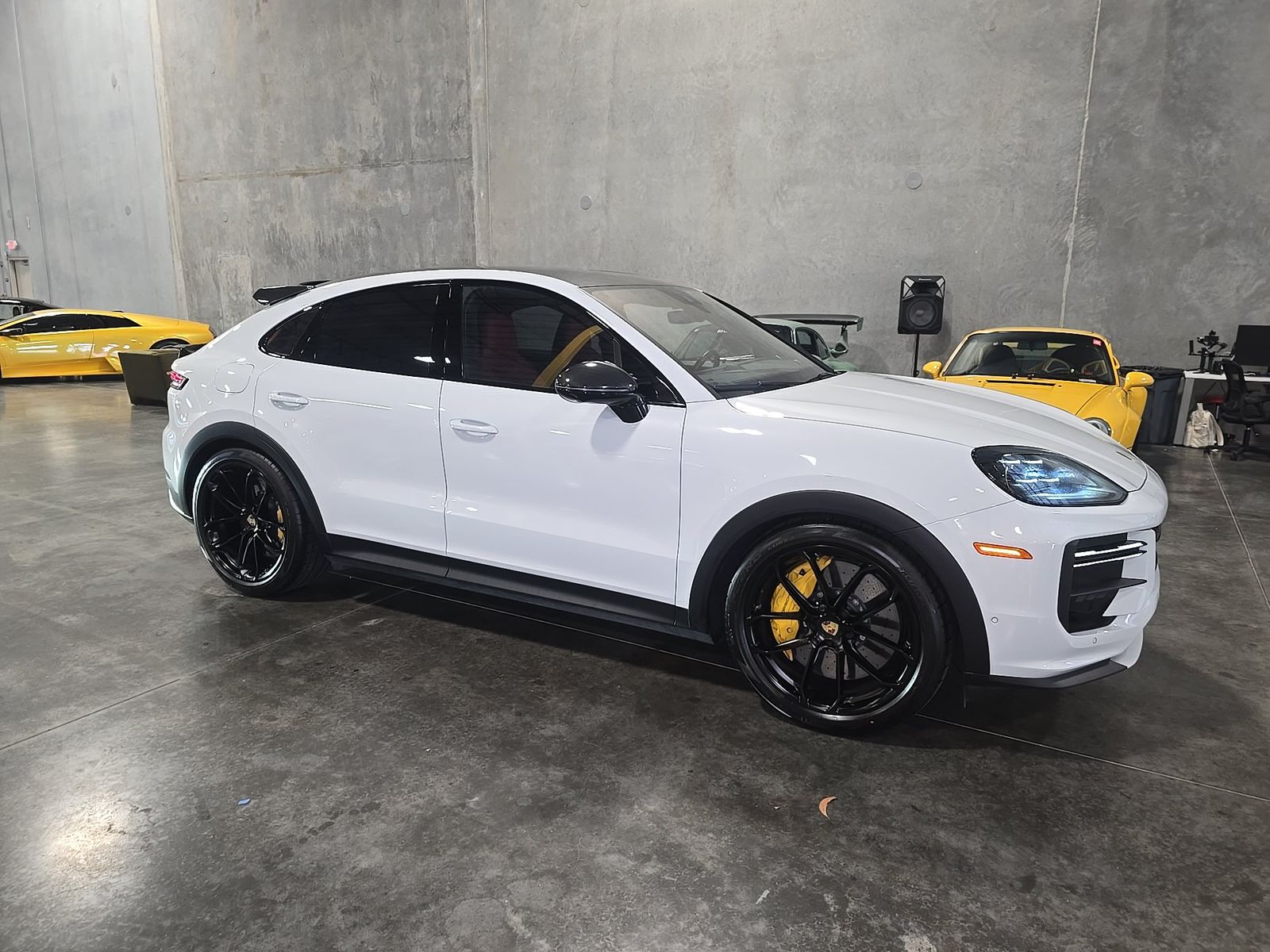 PORSCHE CAYENNE - 4