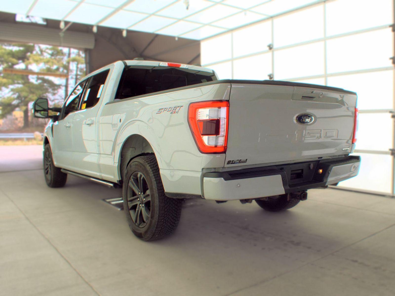 2023 Ford F-150 Lariat AWD