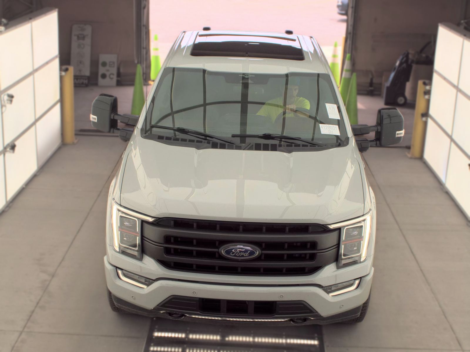 2023 Ford F-150 Lariat AWD