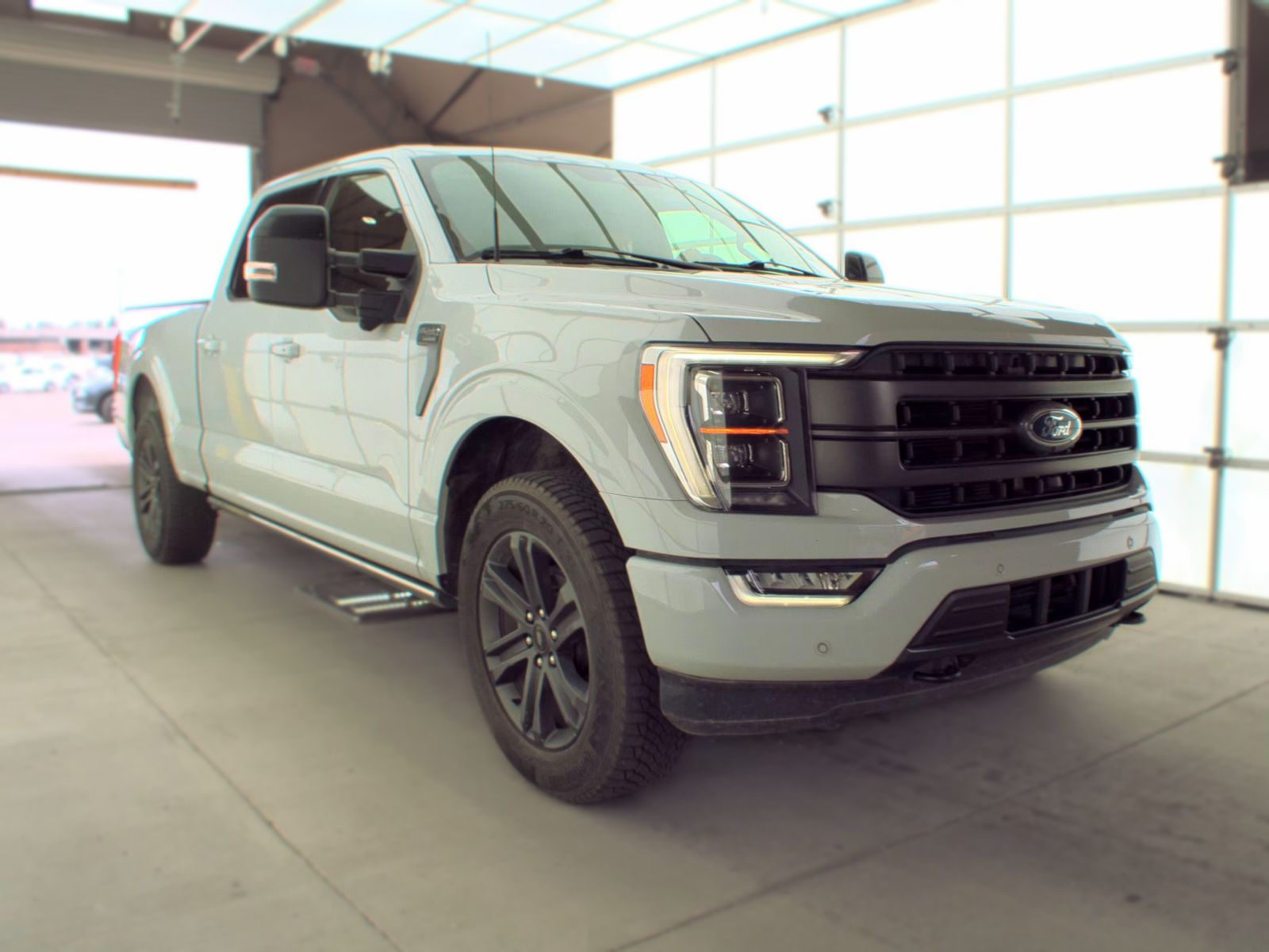2023 Ford F-150 Lariat AWD