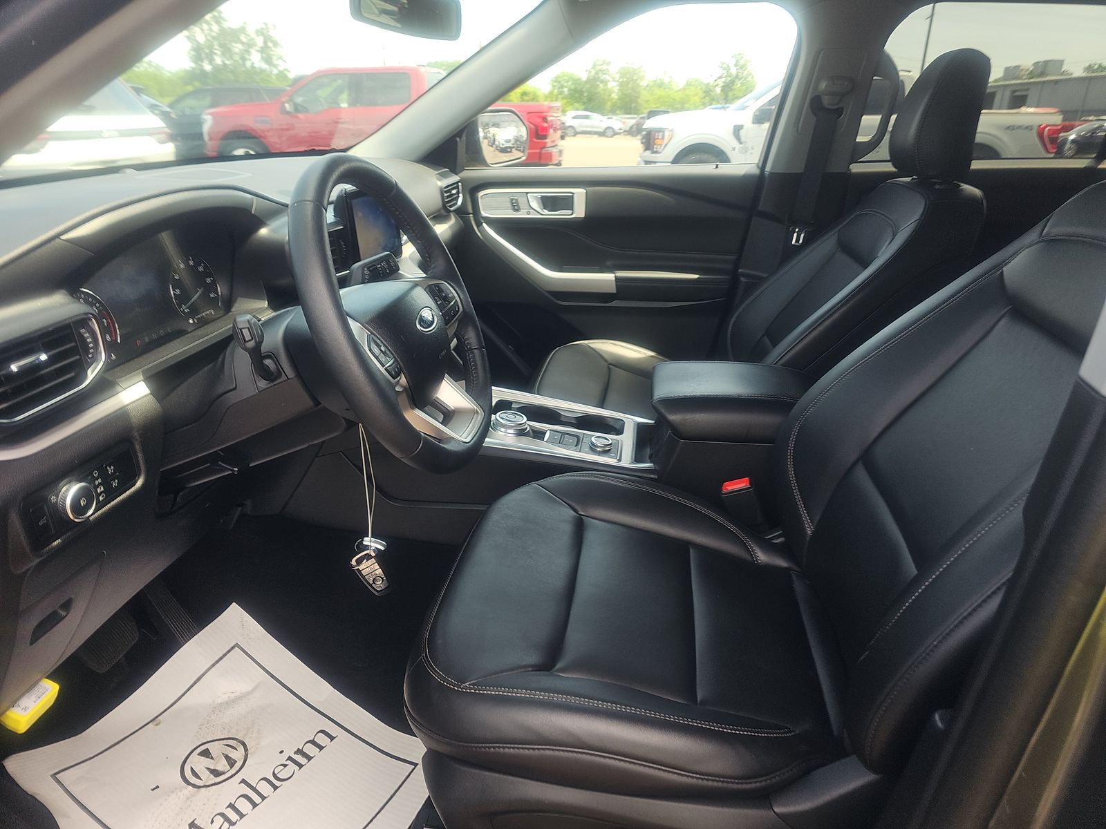 2024 Ford Explorer XLT AWD