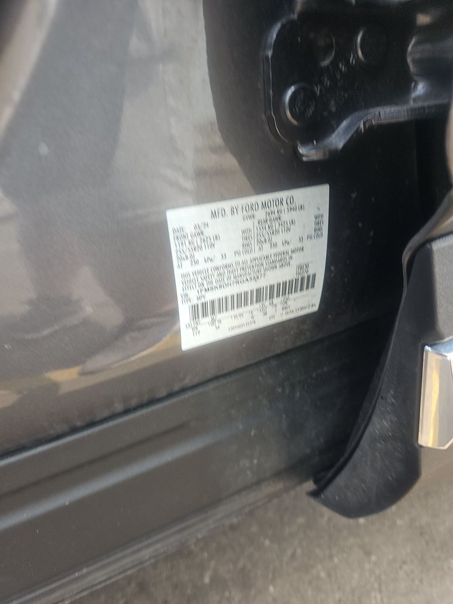 2024 Ford Explorer XLT AWD
