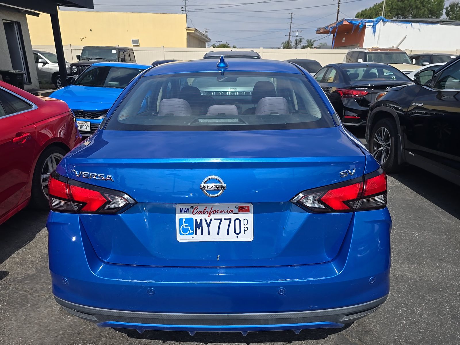 NISSAN VERSA - 6