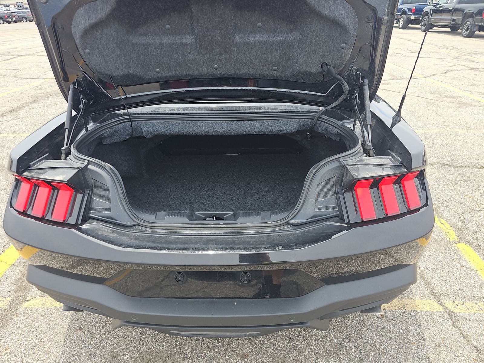 2025 Ford Mustang EcoBoost Premium RWD