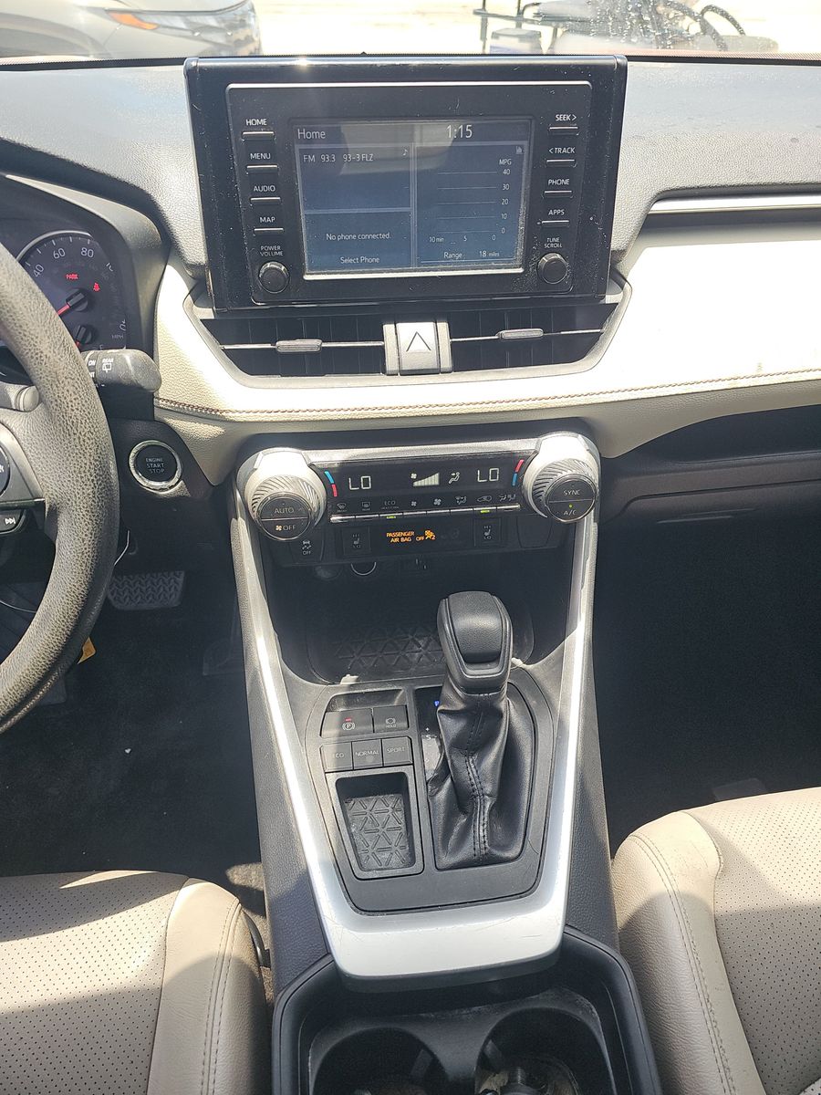 2019 Toyota RAV4 XLE FWD