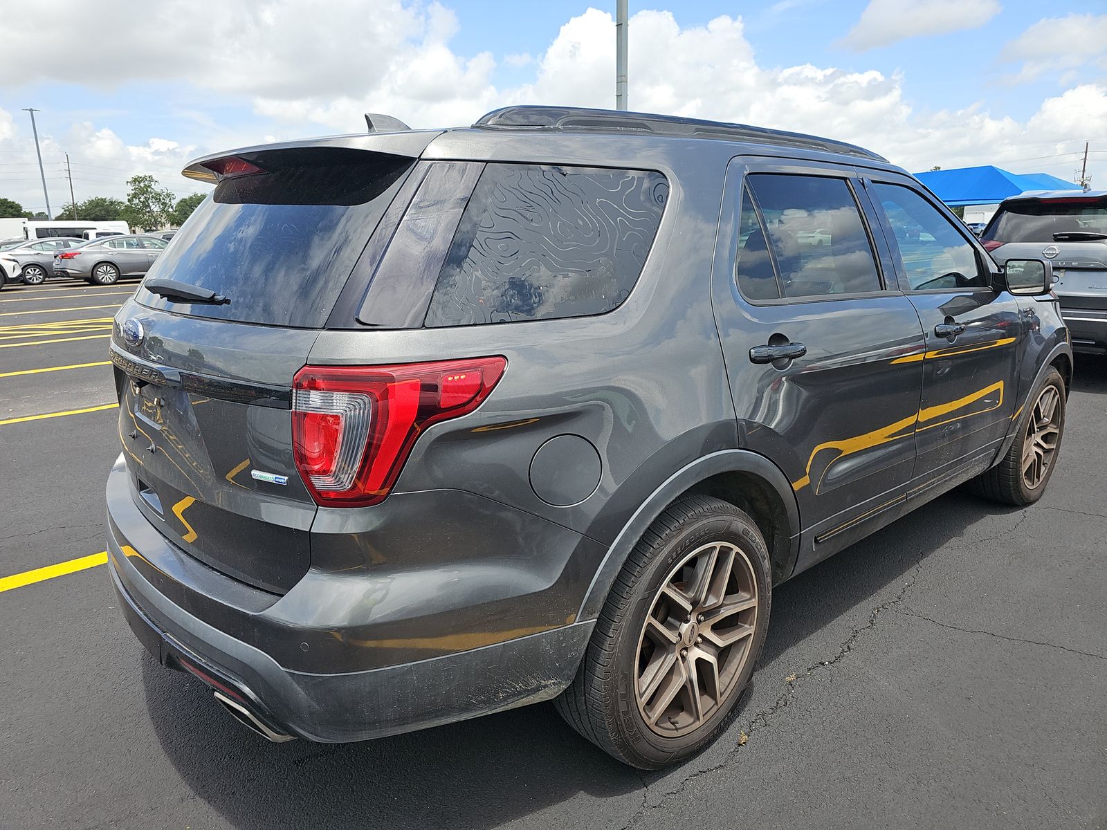 FORD EXPLORER - 5