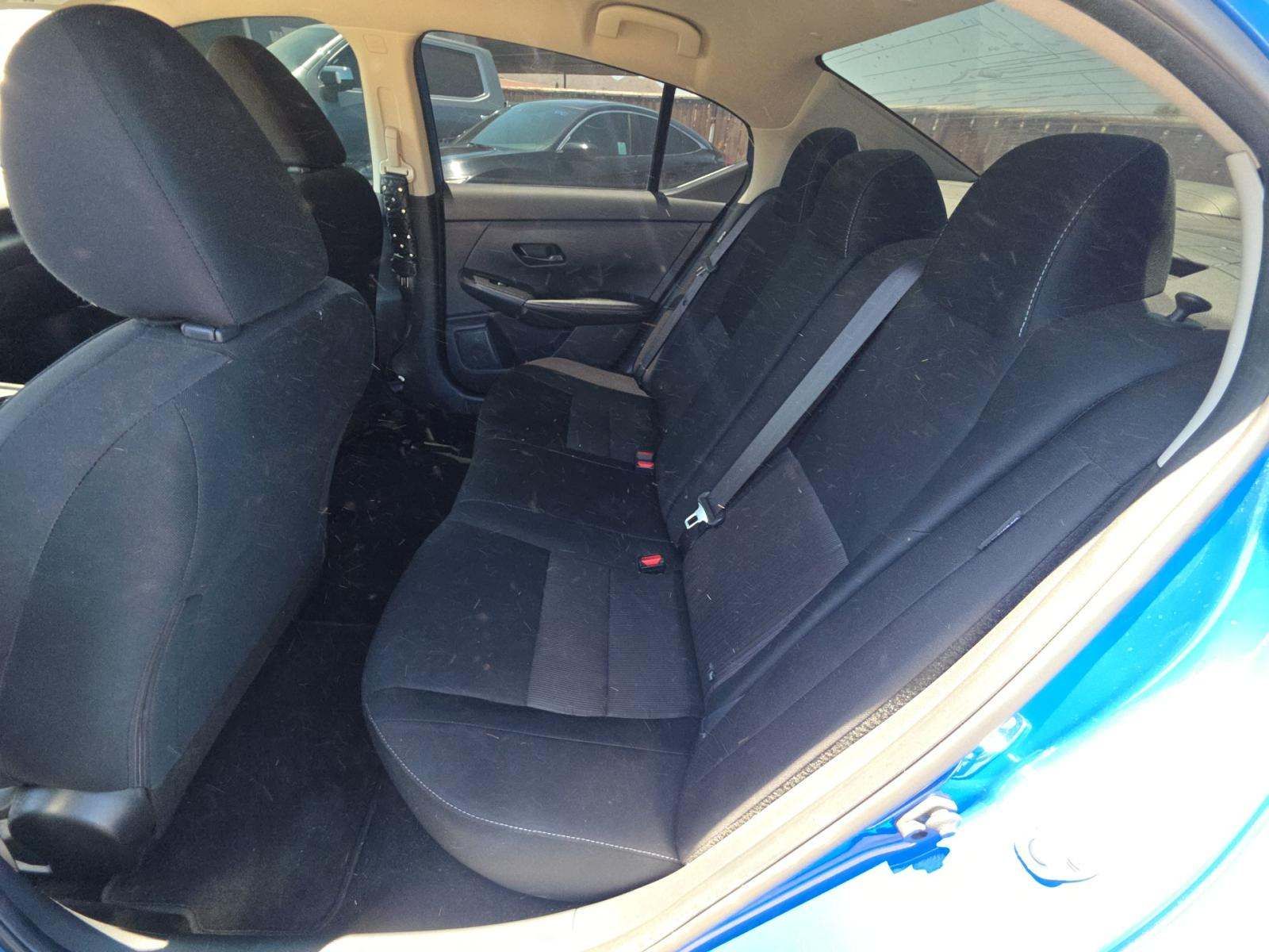 NISSAN SENTRA - 8